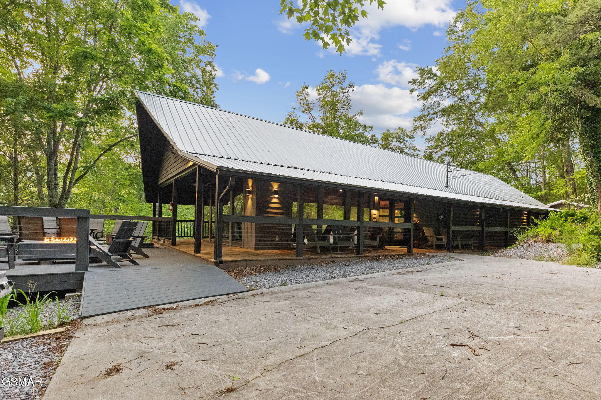 1421 Silver Poplar Lane Lane