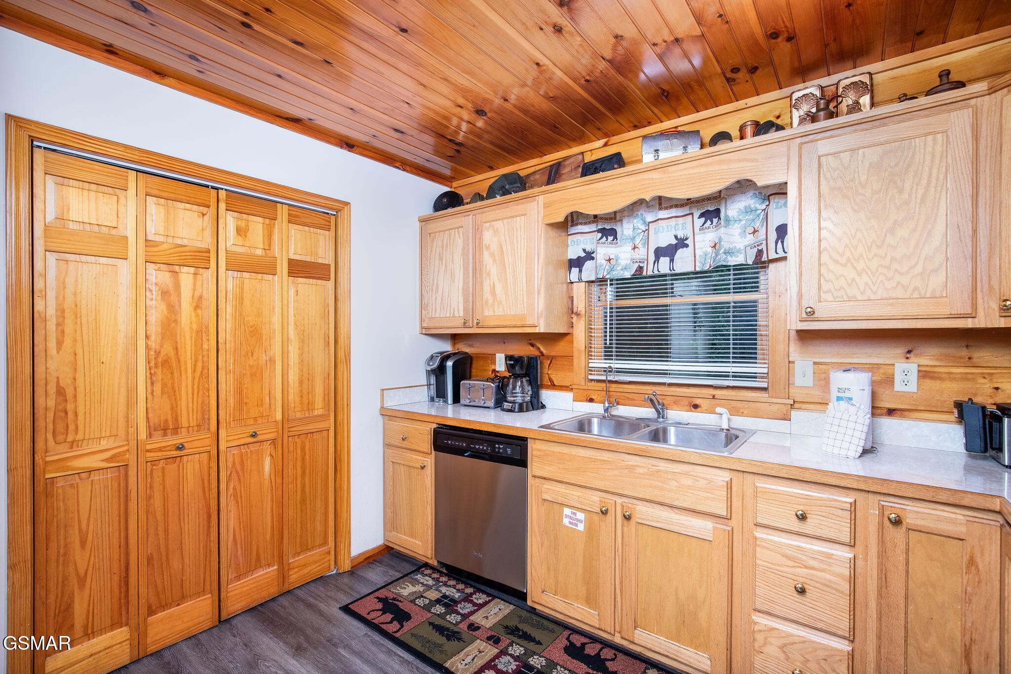 2039 Oakmont Drive Drive