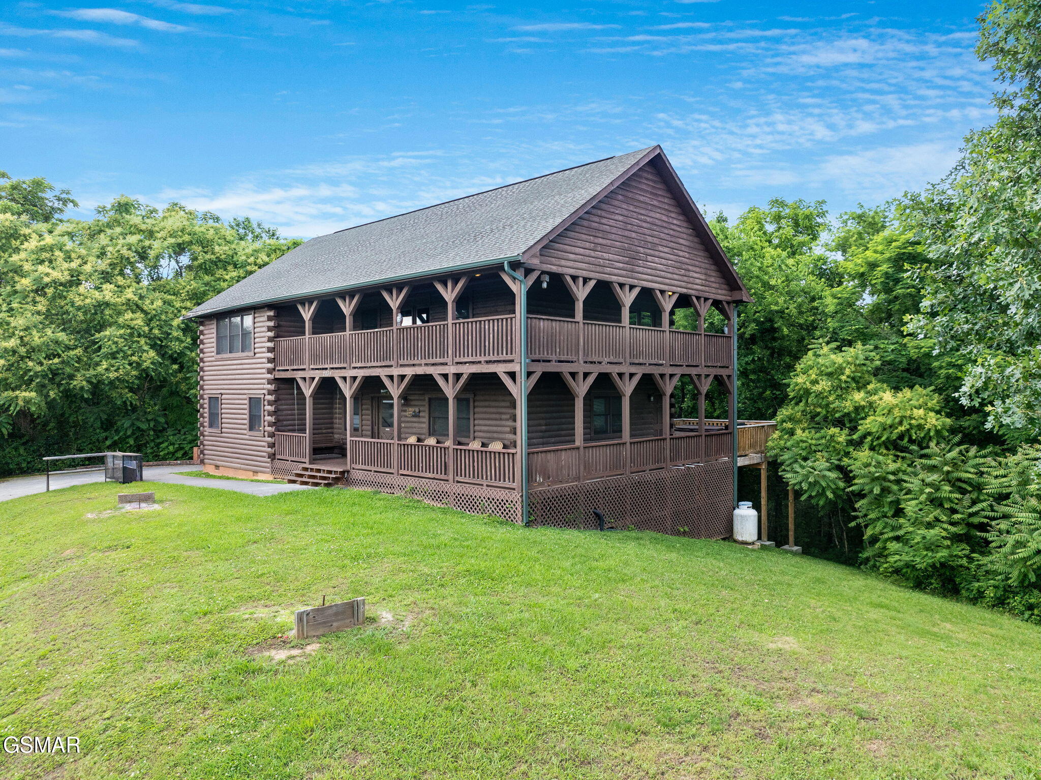 2039 Oakmont Drive Drive