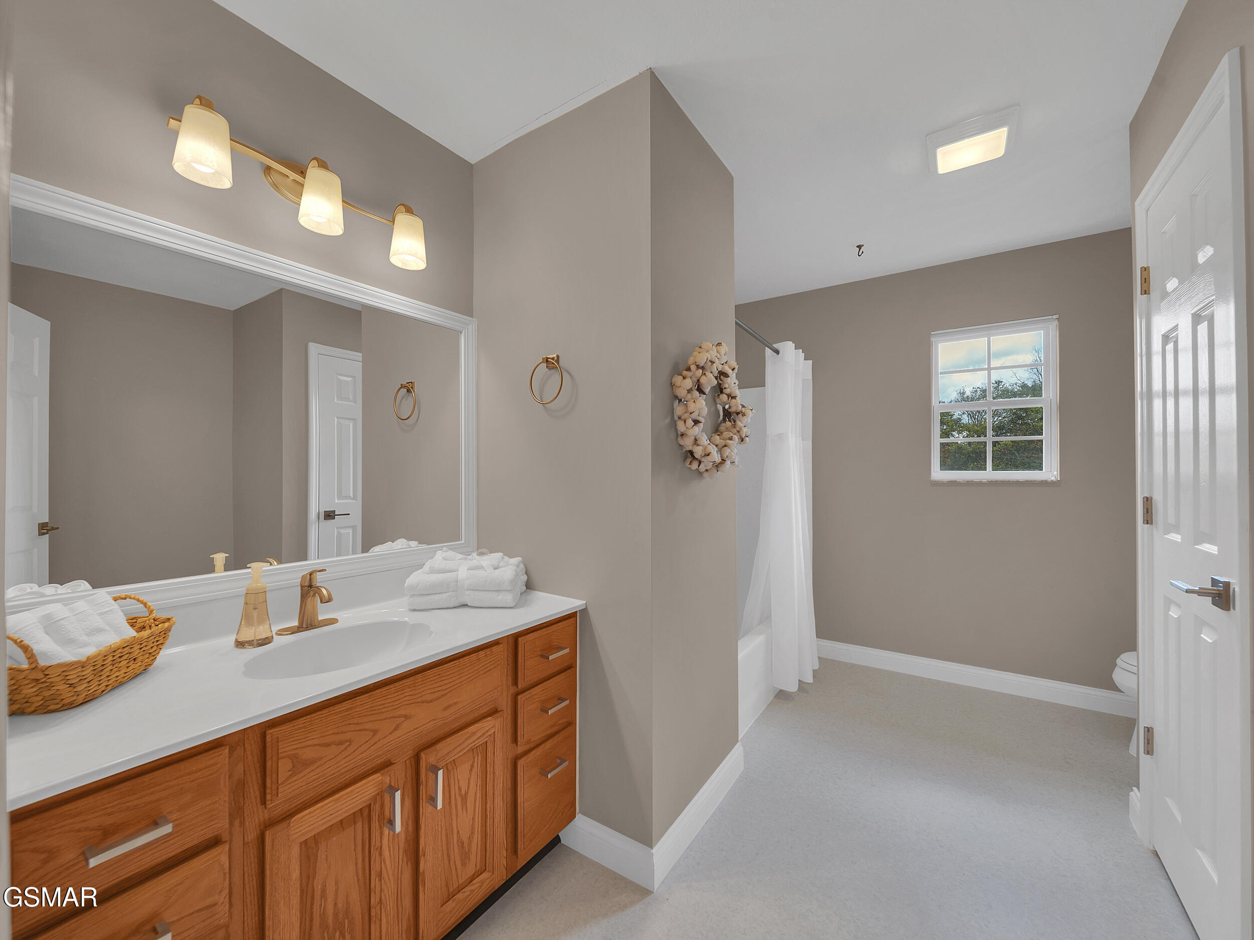 851 Eagle View Drive Drive