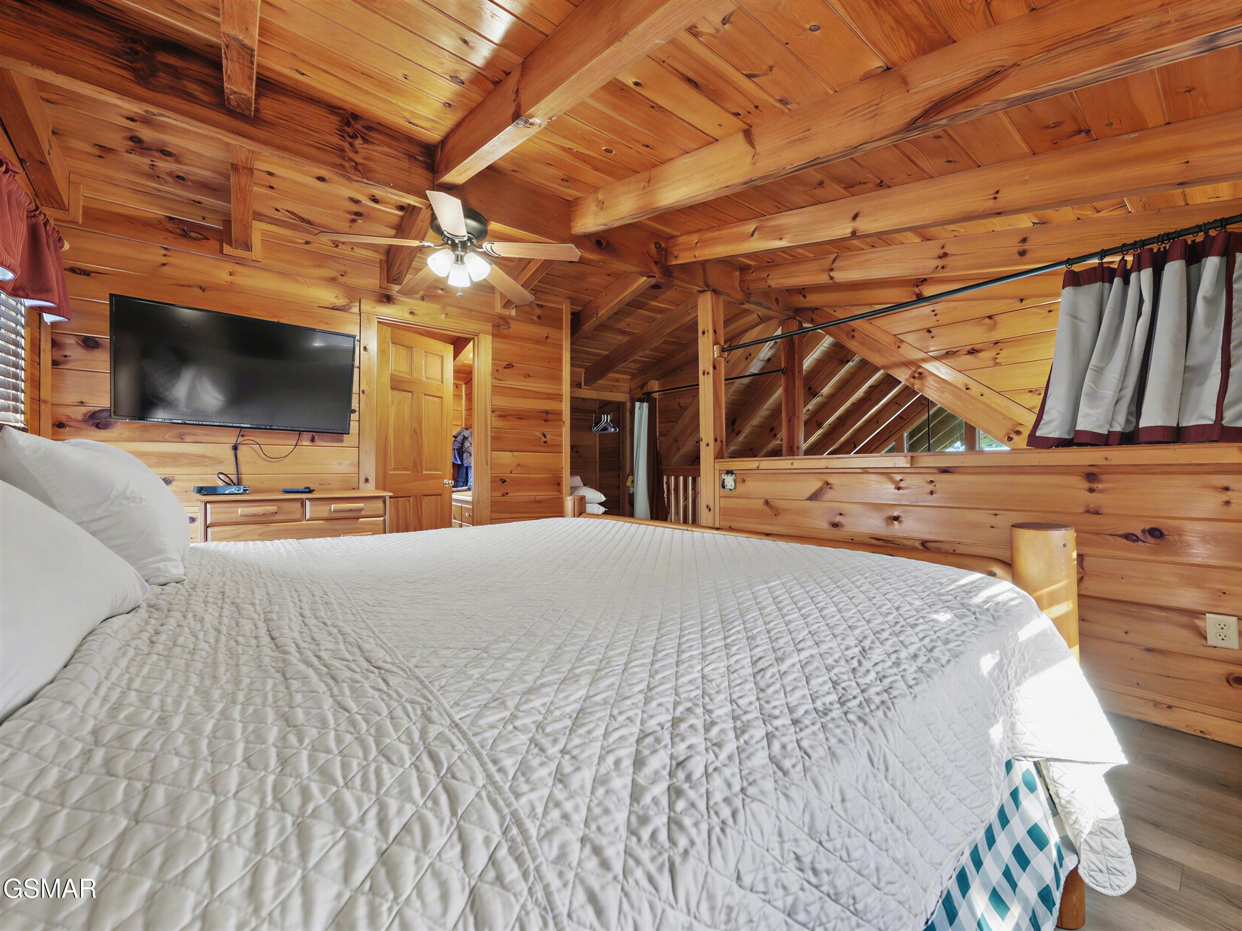 952 Iron Mountain Road Road