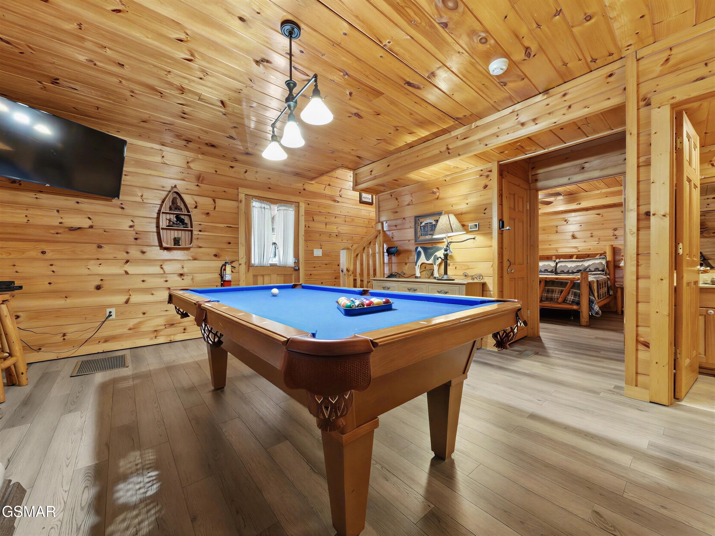 952 Iron Mountain Road Road