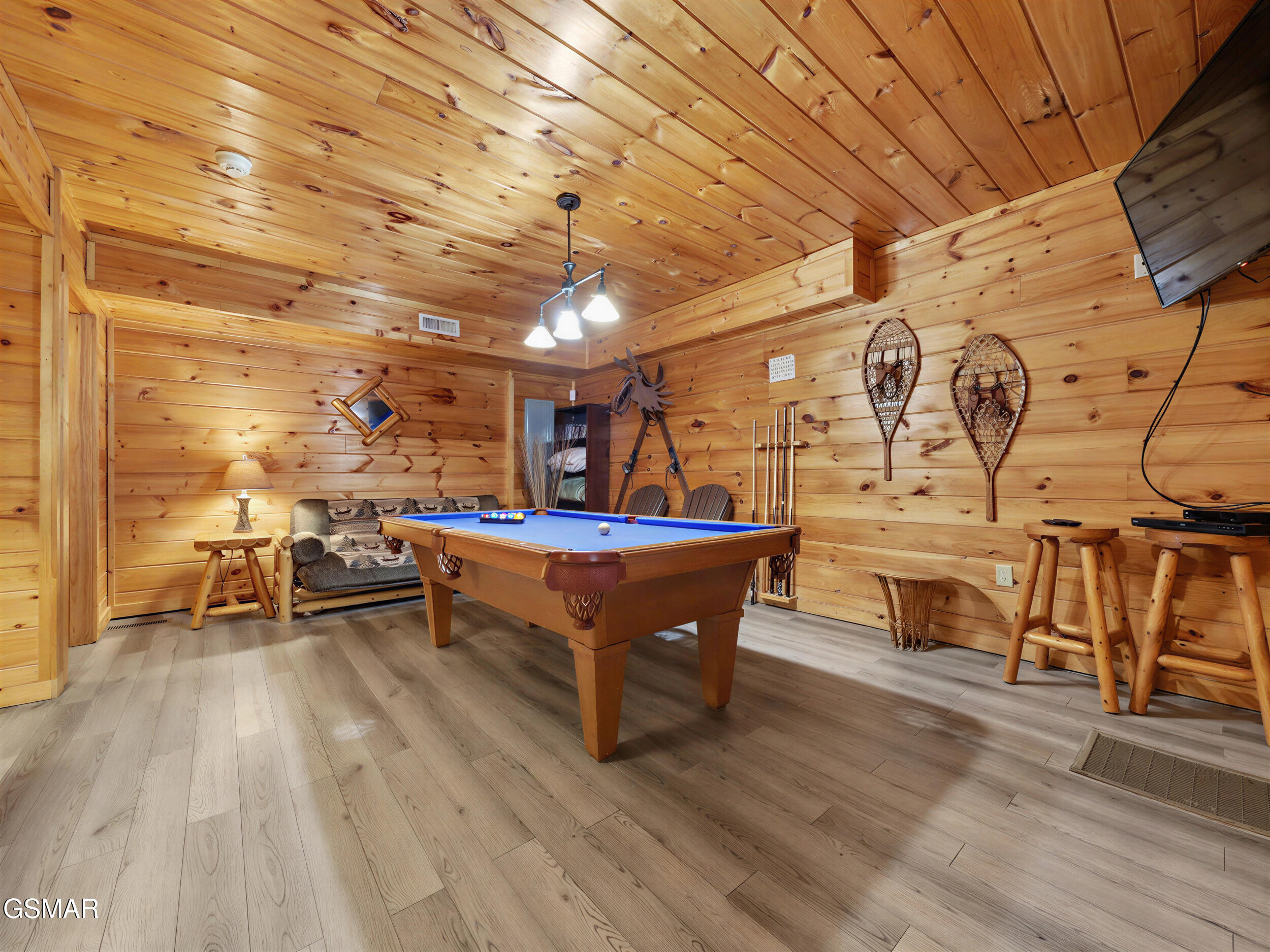 952 Iron Mountain Road Road