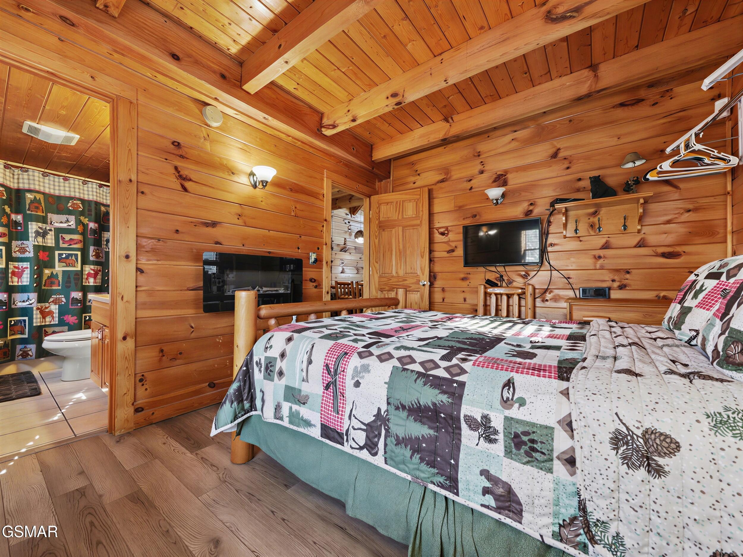 952 Iron Mountain Road Road