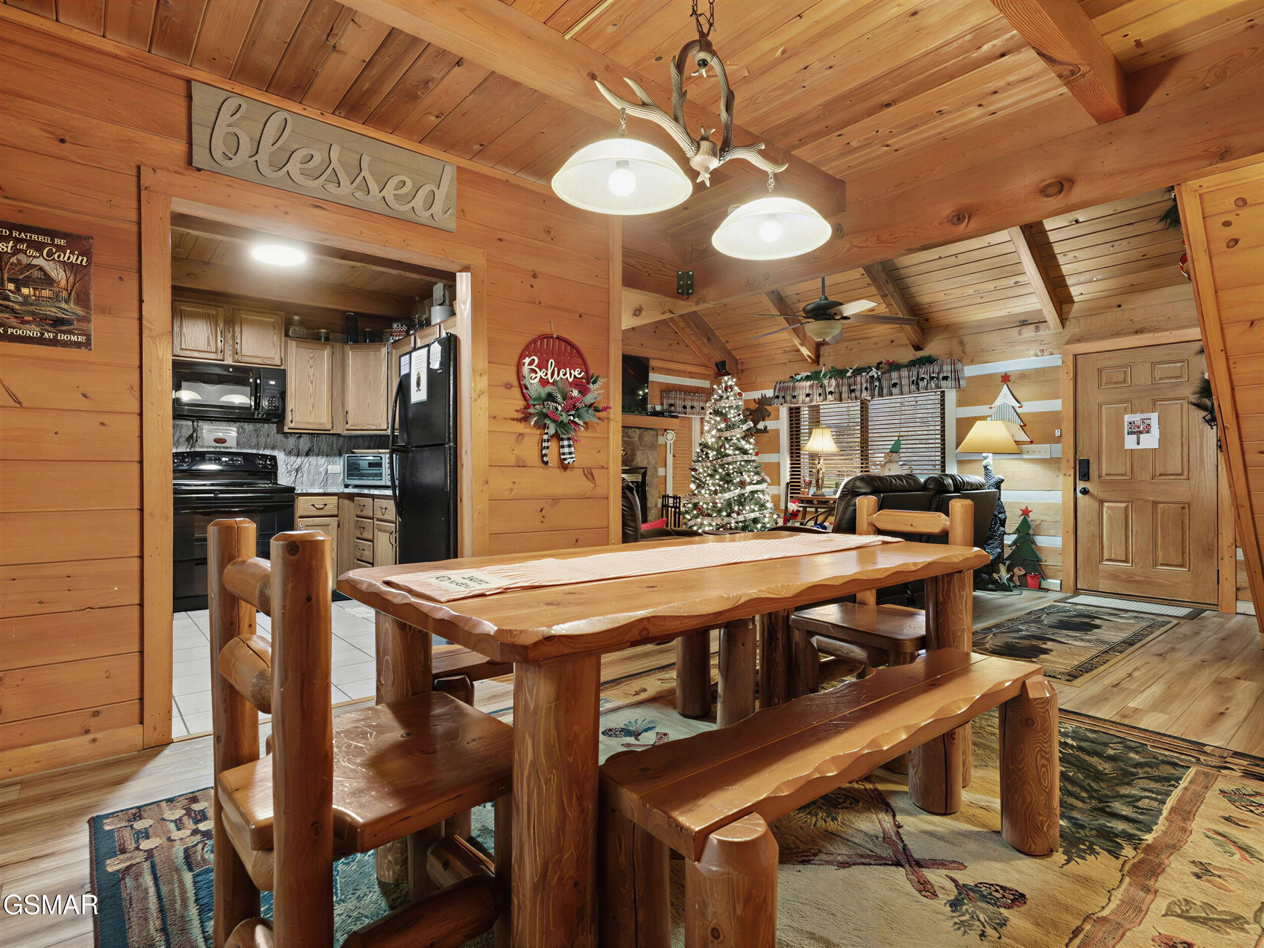 2653 Black Walnut Flats Road Road