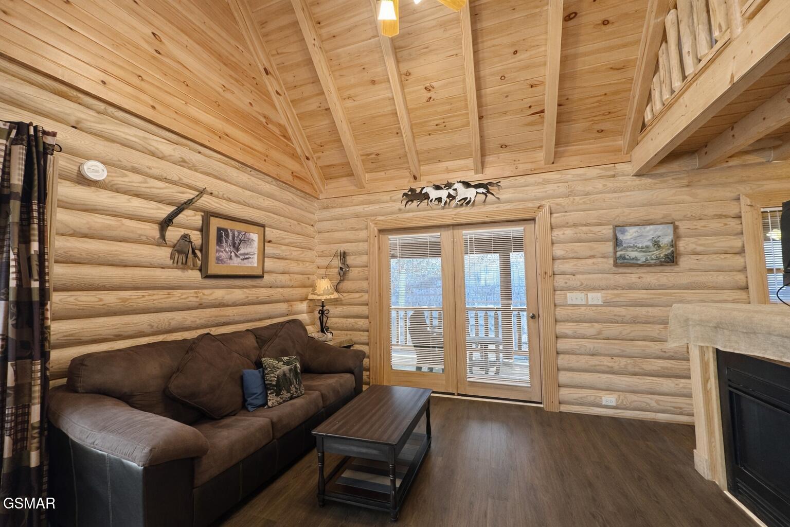 3221 Smoky Ridge Way