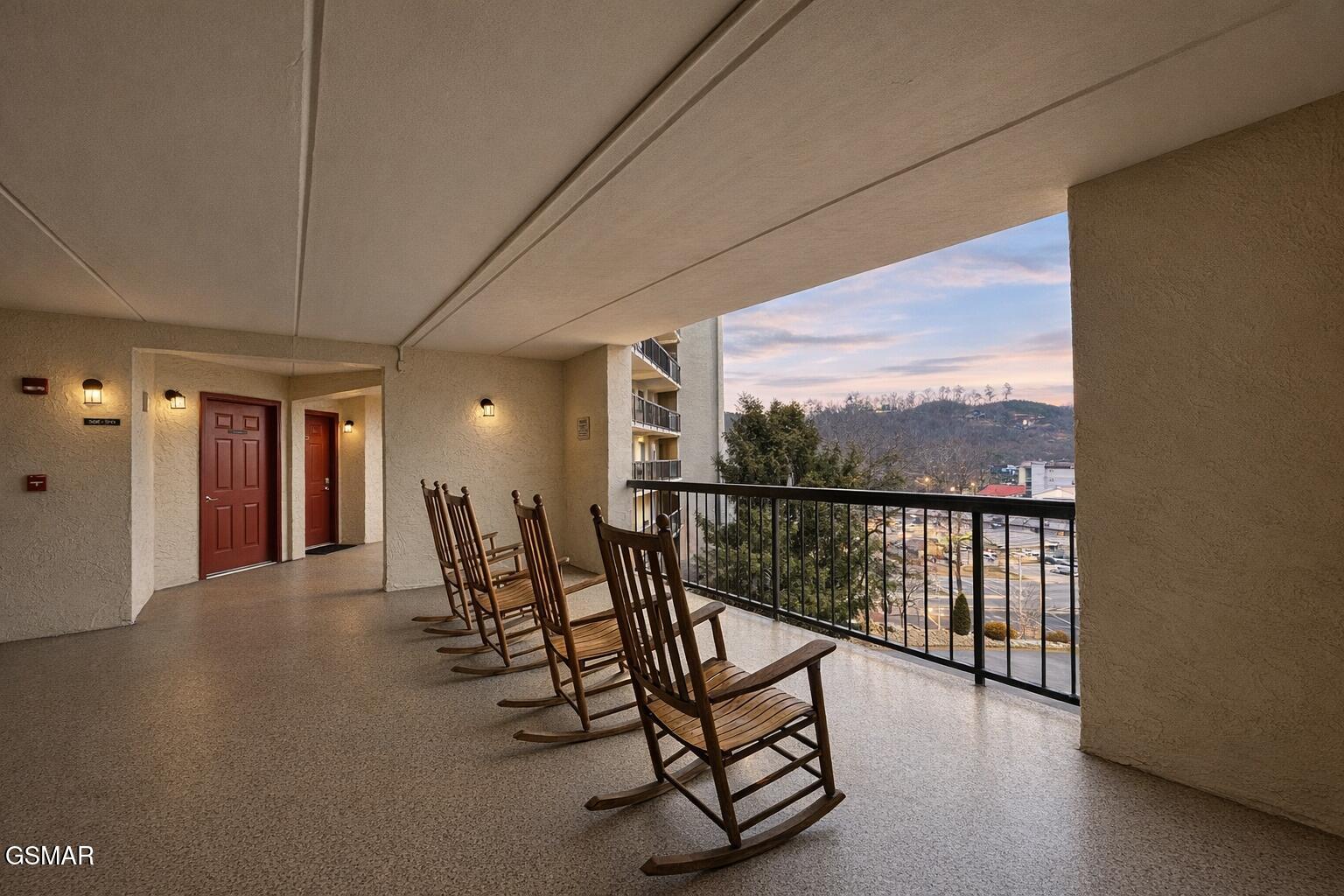 102 Baskins Creek Bypass Unit: UNIT 304