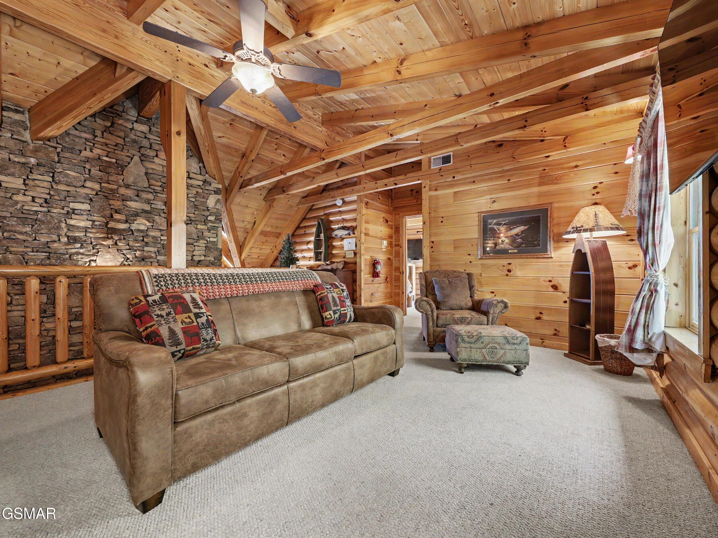 2414 Walnut Cove Way