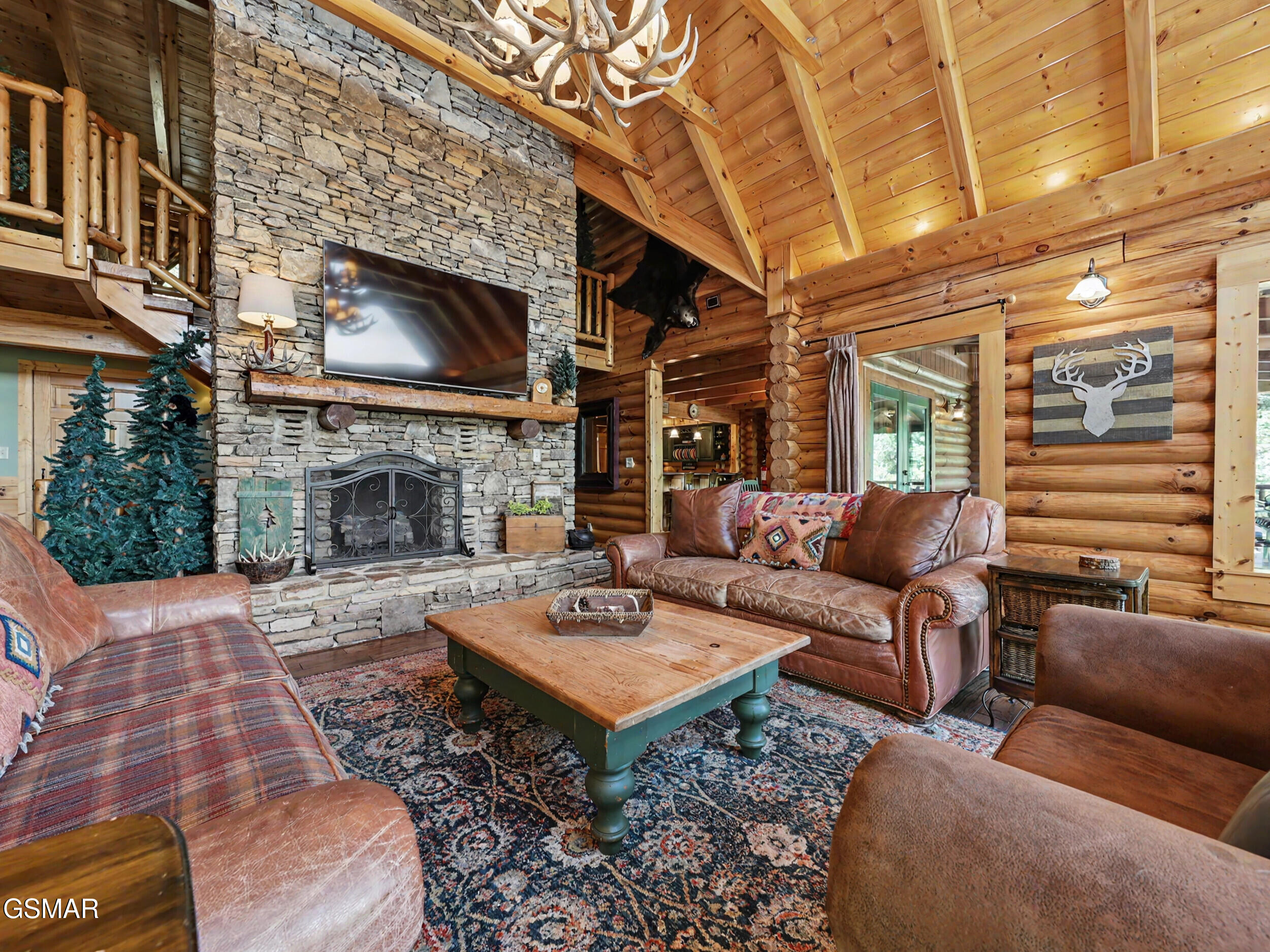 2414 Walnut Cove Way