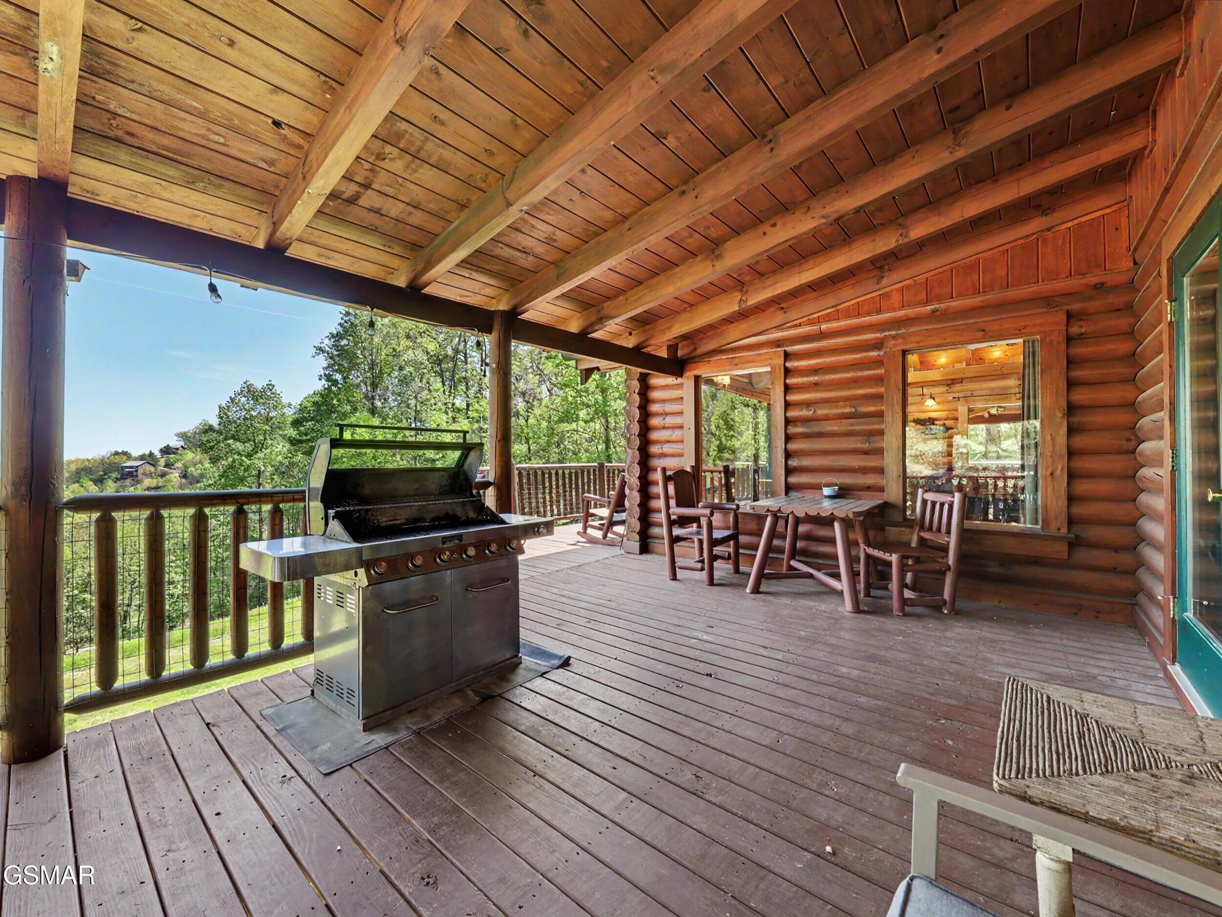 2414 Walnut Cove Way