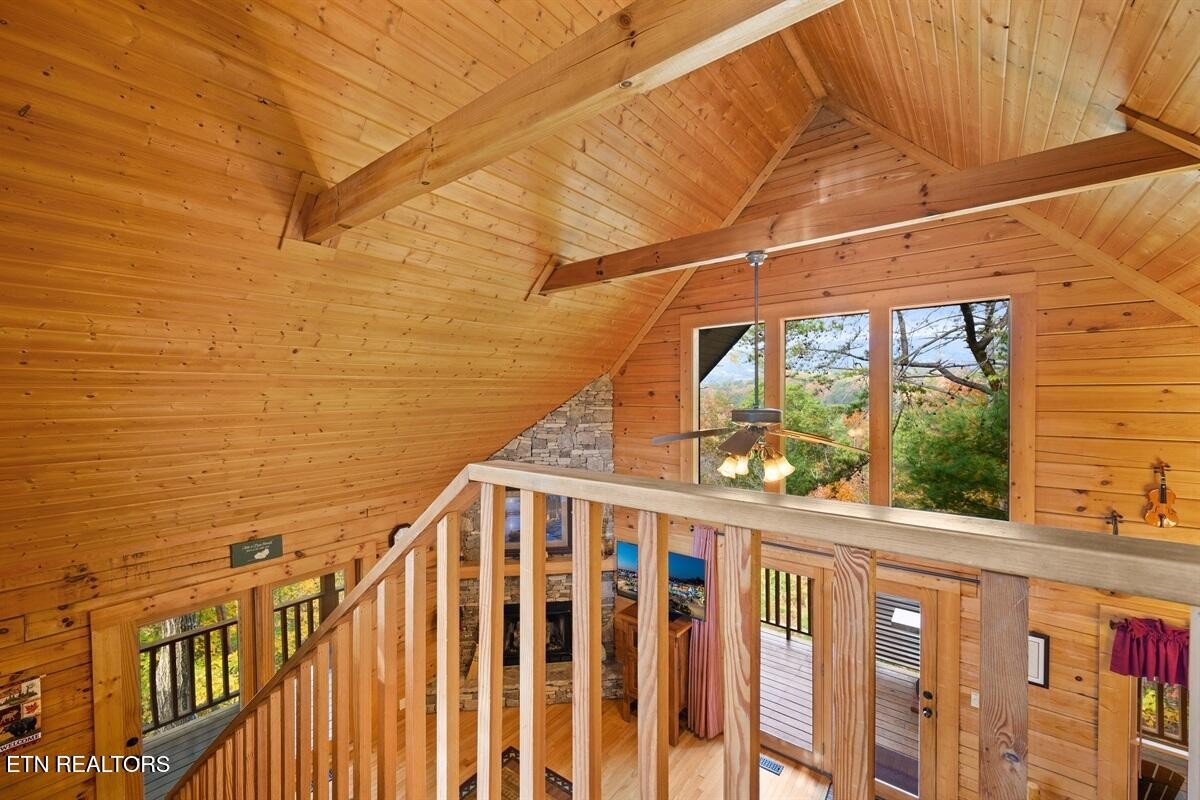 2313 Laughing Bear Way