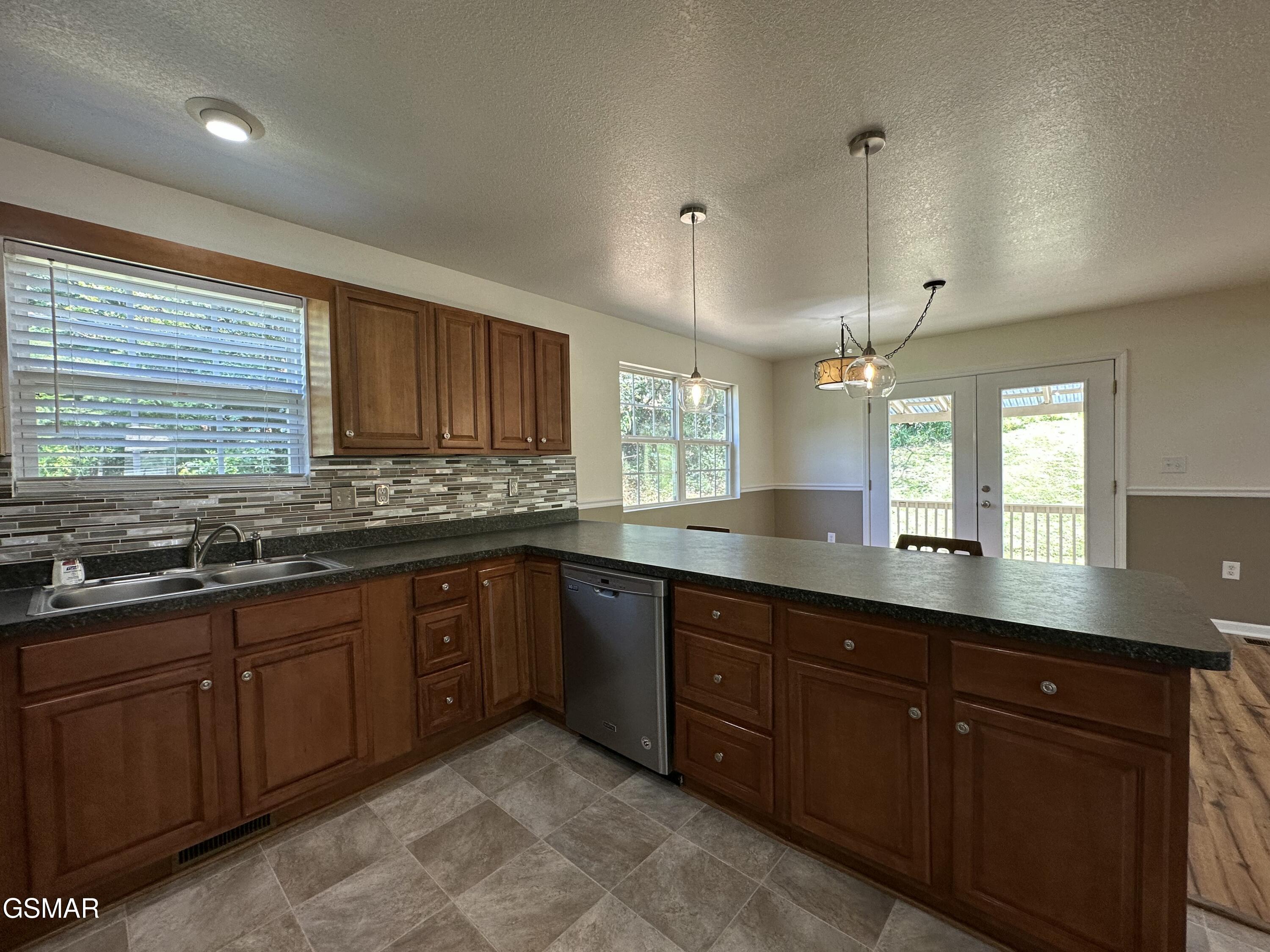 1544 Patricia Holt Drive