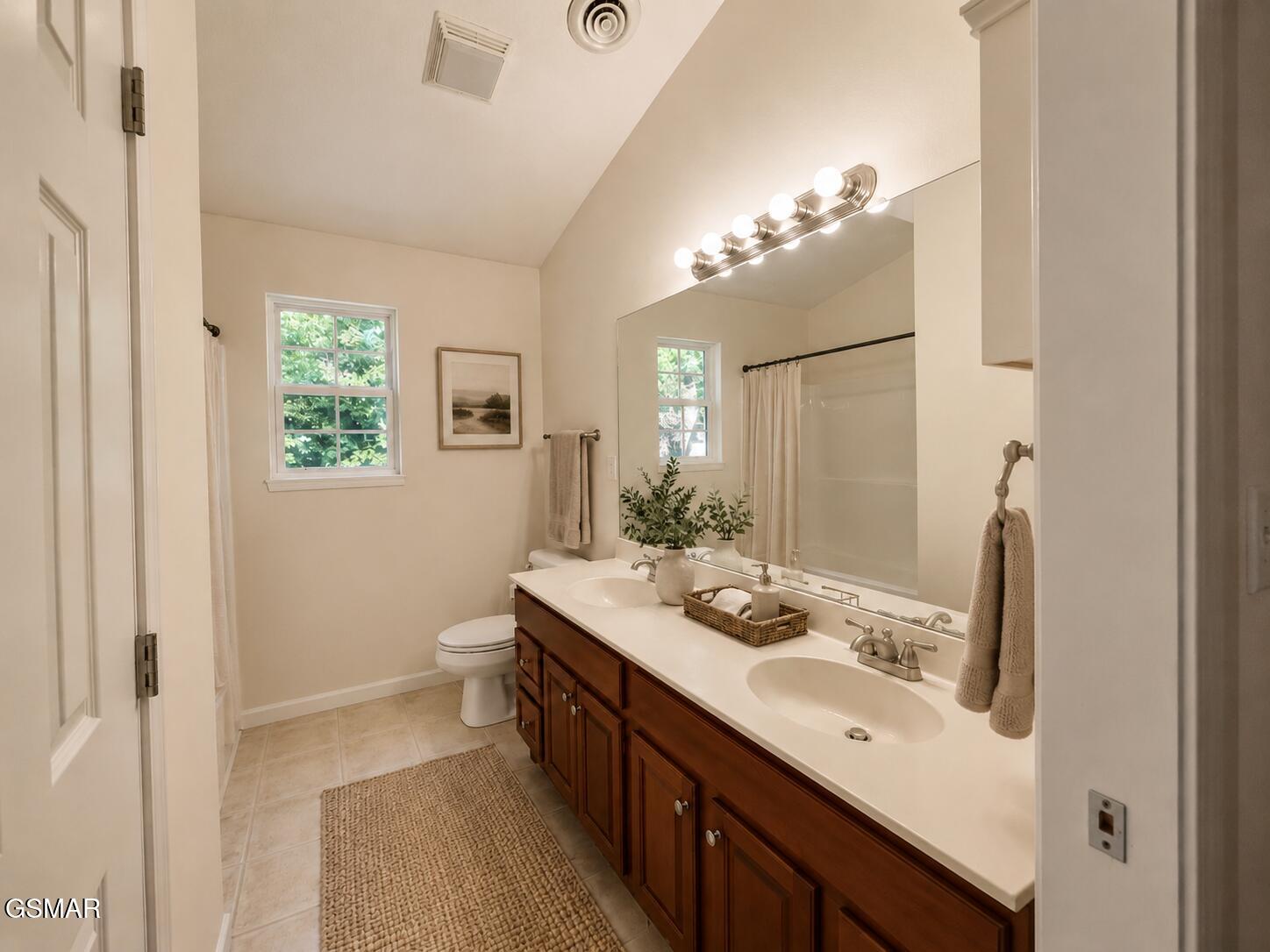 1544 Patricia Holt Drive