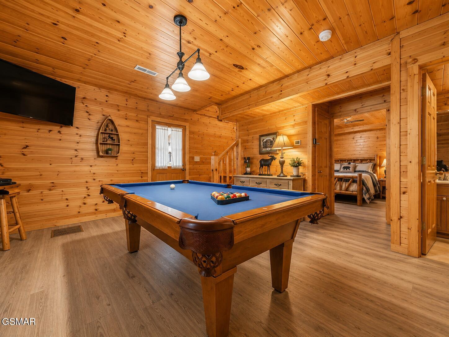952 Iron Mtn Road