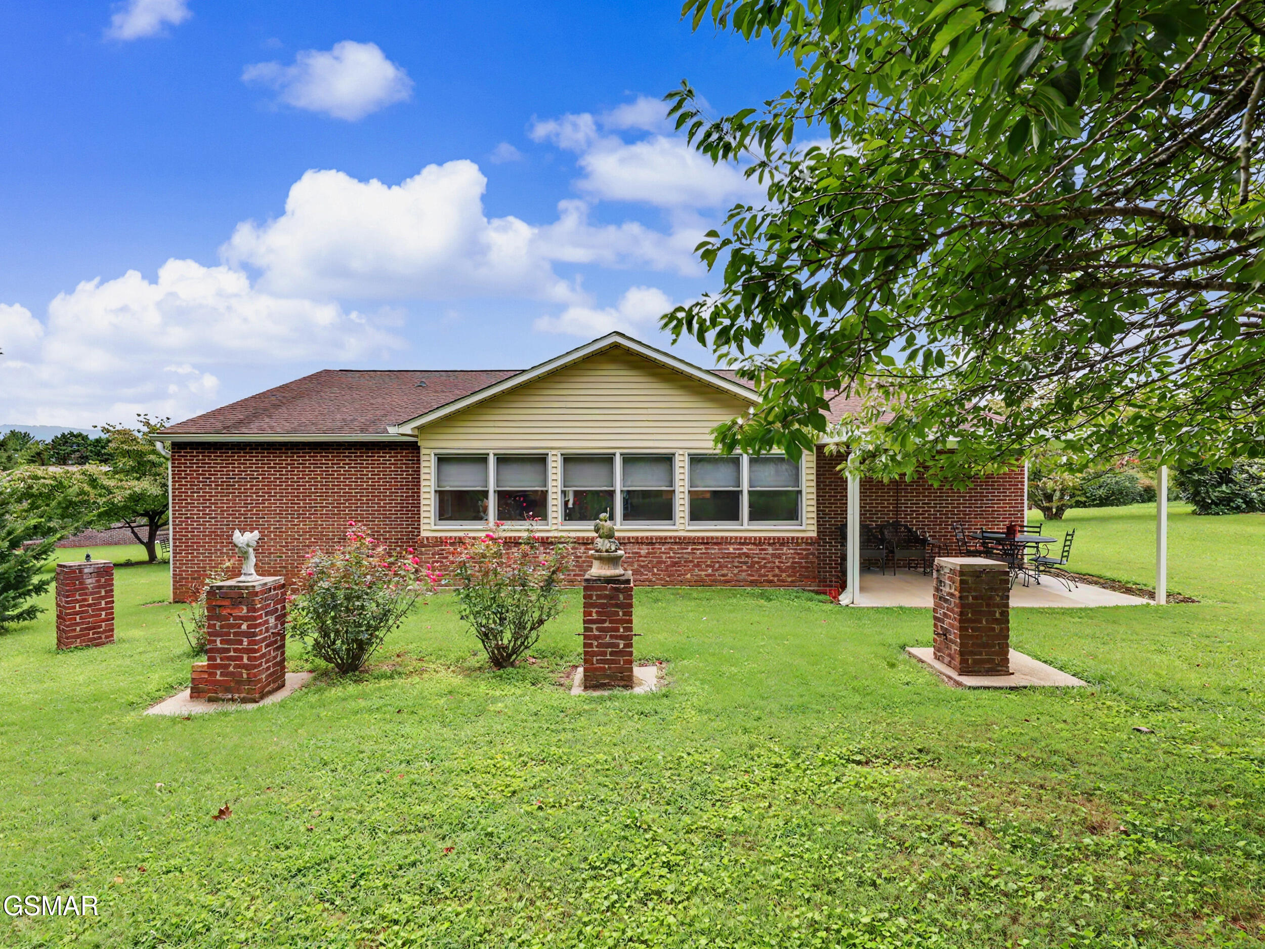 102 Newell Village Drive