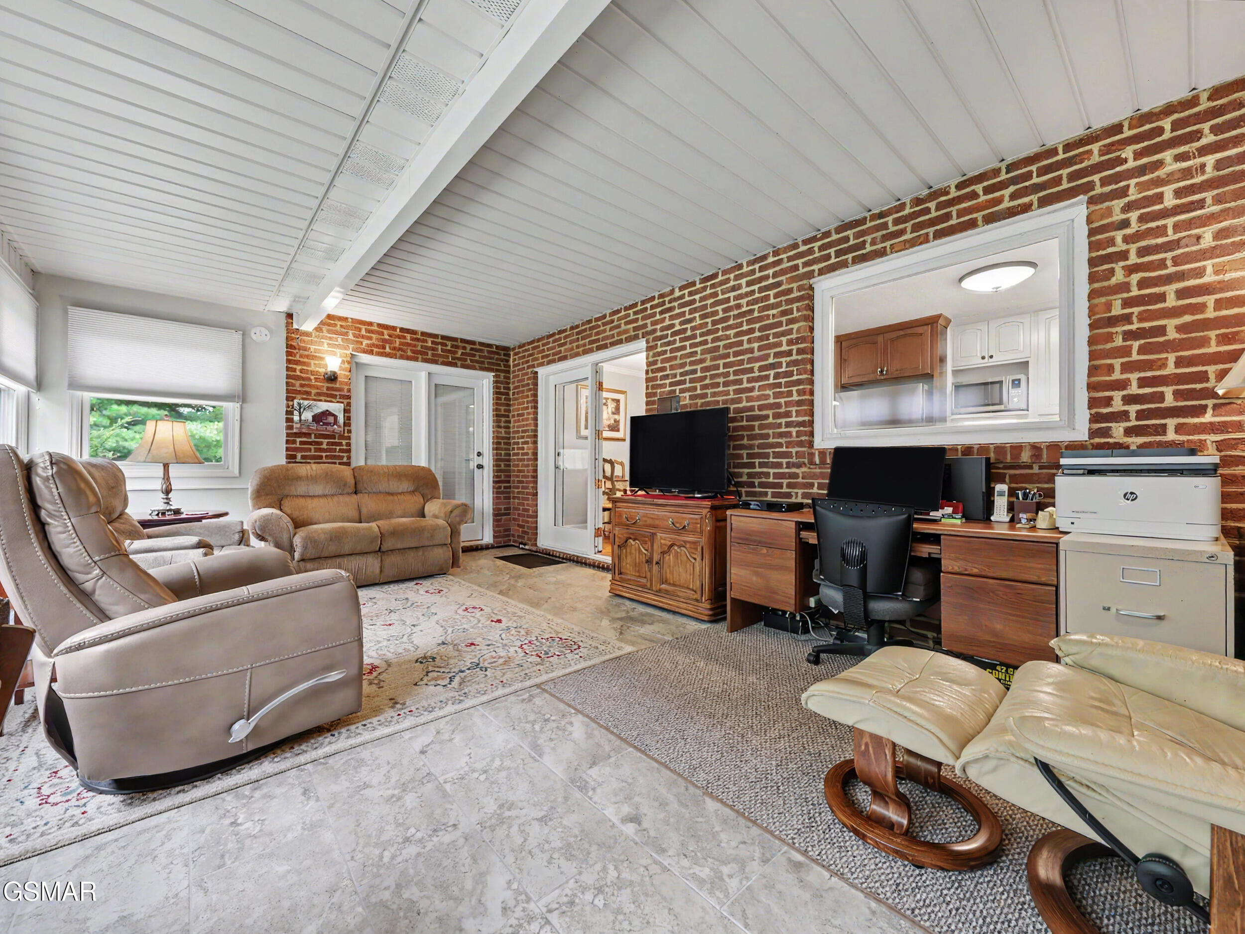 102 Newell Village Drive
