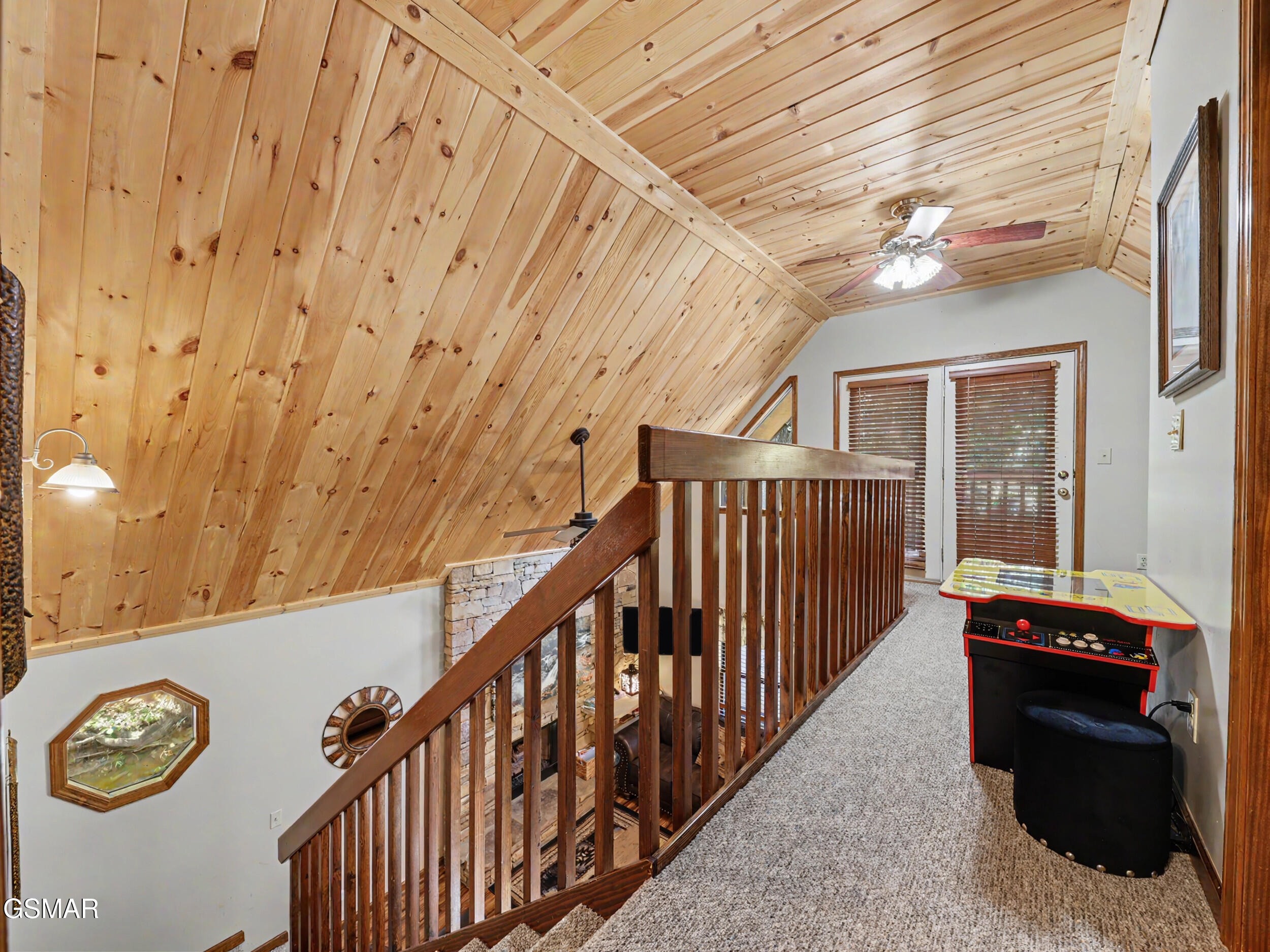 318 Greenwood Way