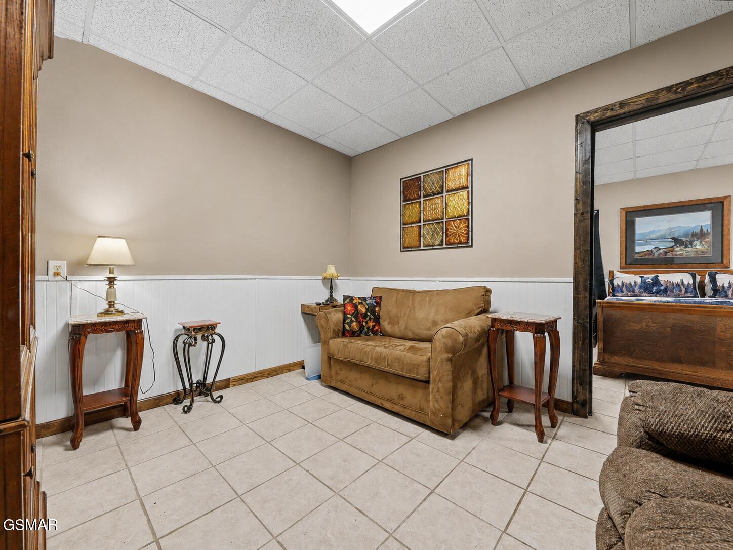 318 Greenwood Way