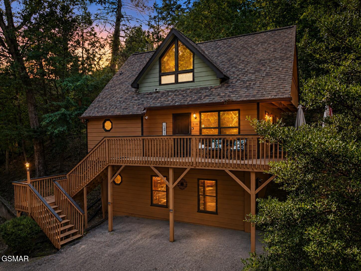 318 Greenwood Way