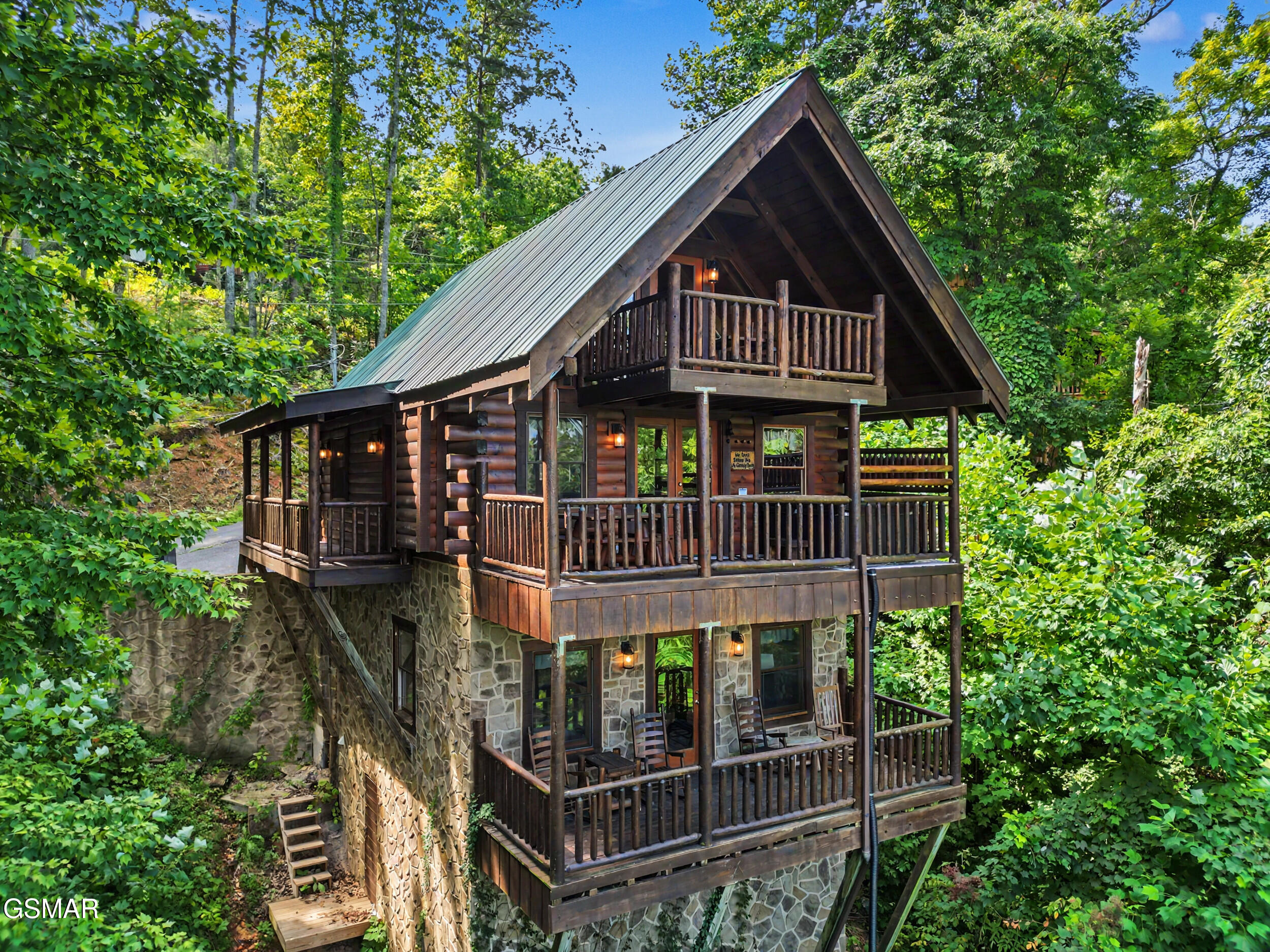 2509 Piney Drive