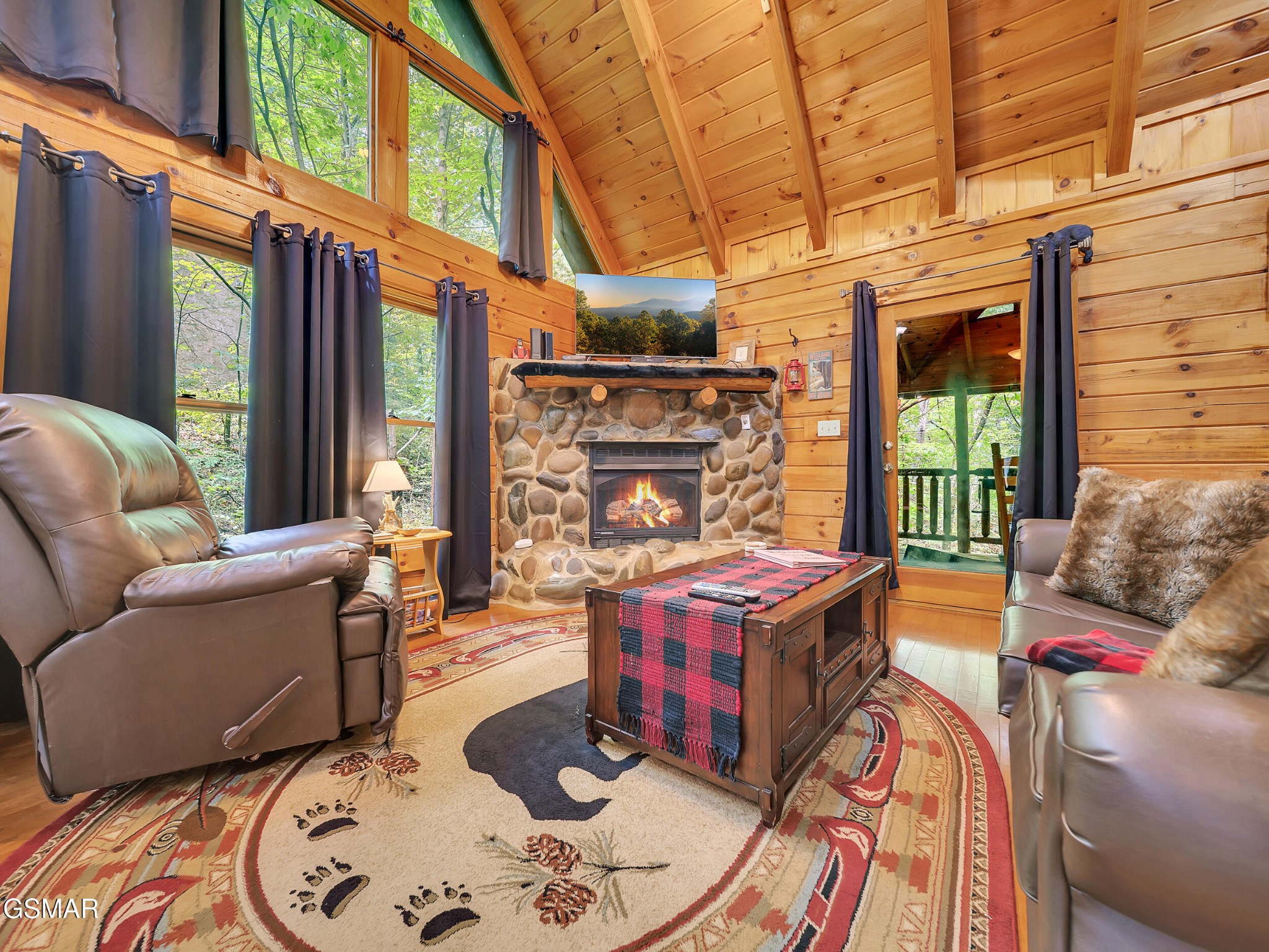 1805 Mossy Trail