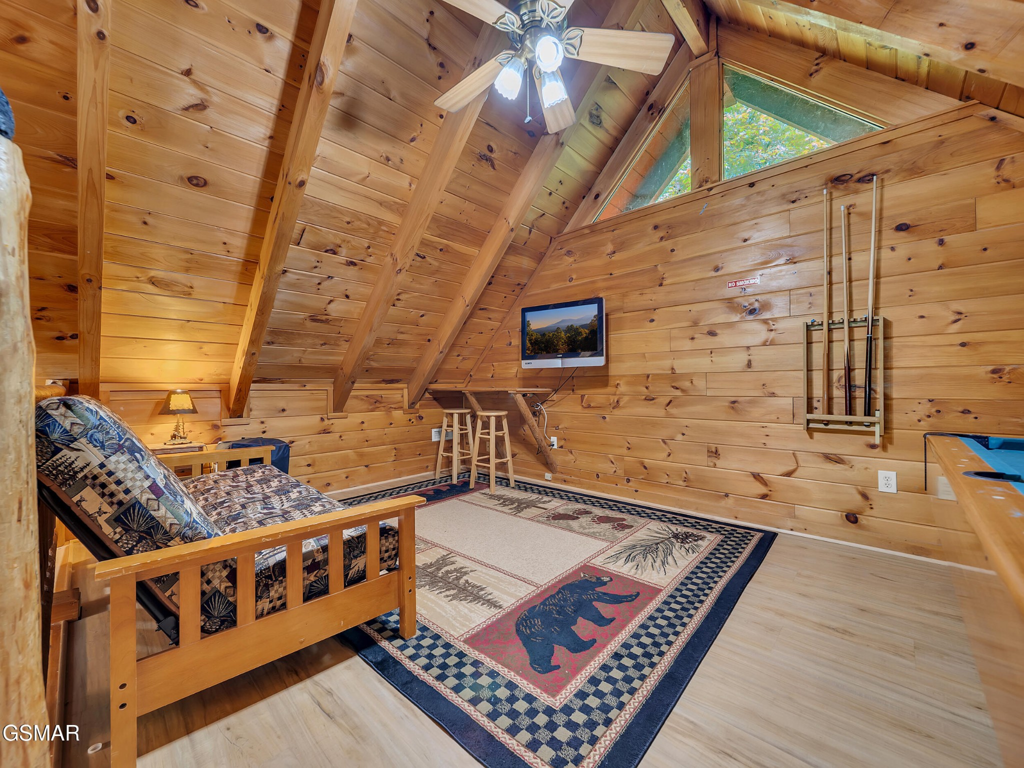 1805 Mossy Trail