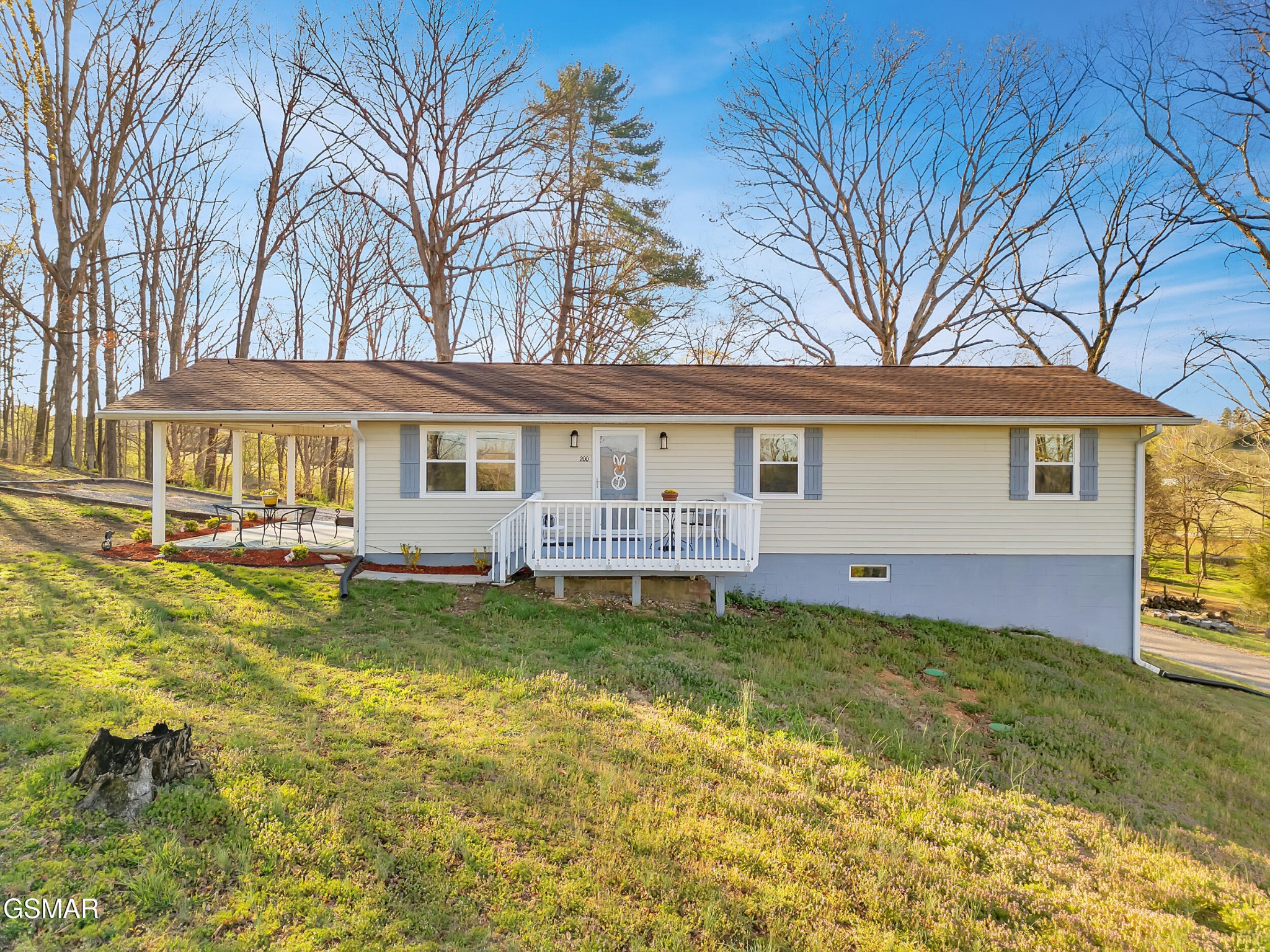 200 Lynnwood Drive
