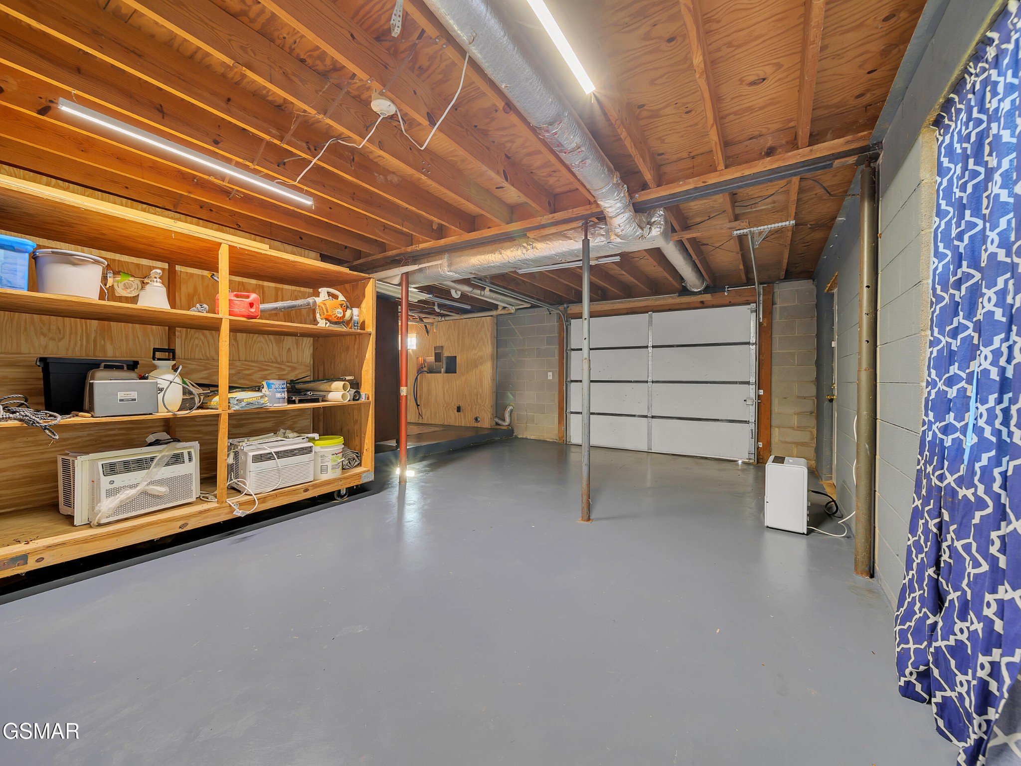 200 Lynnwood Drive