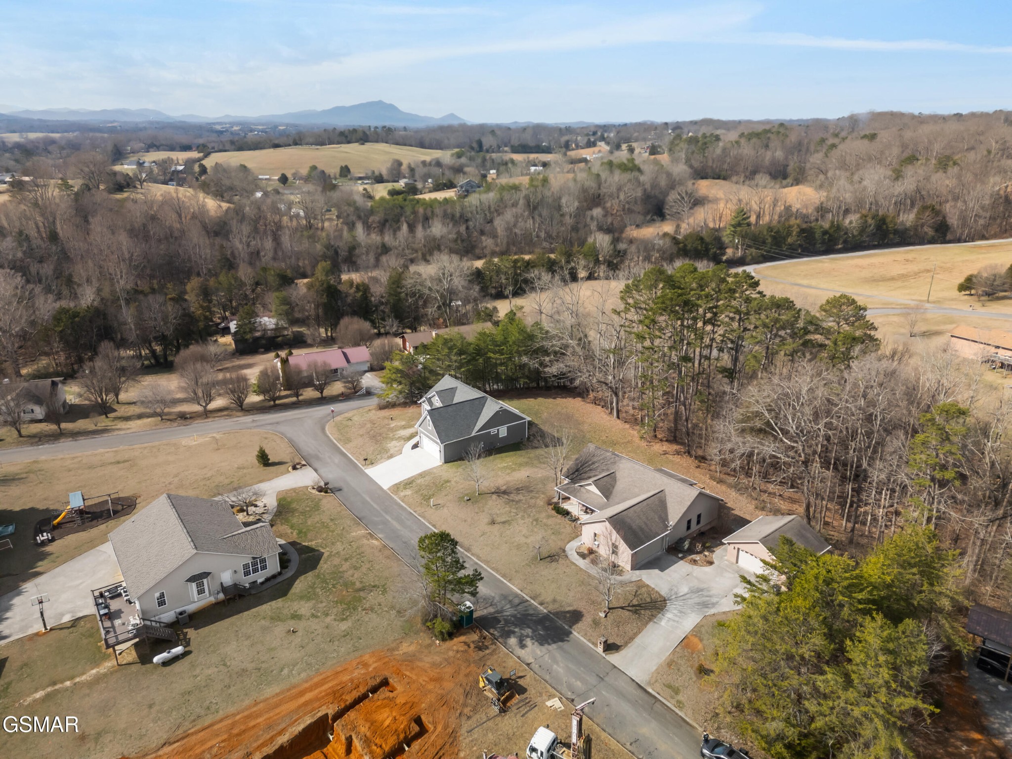 413 Glenns Lea