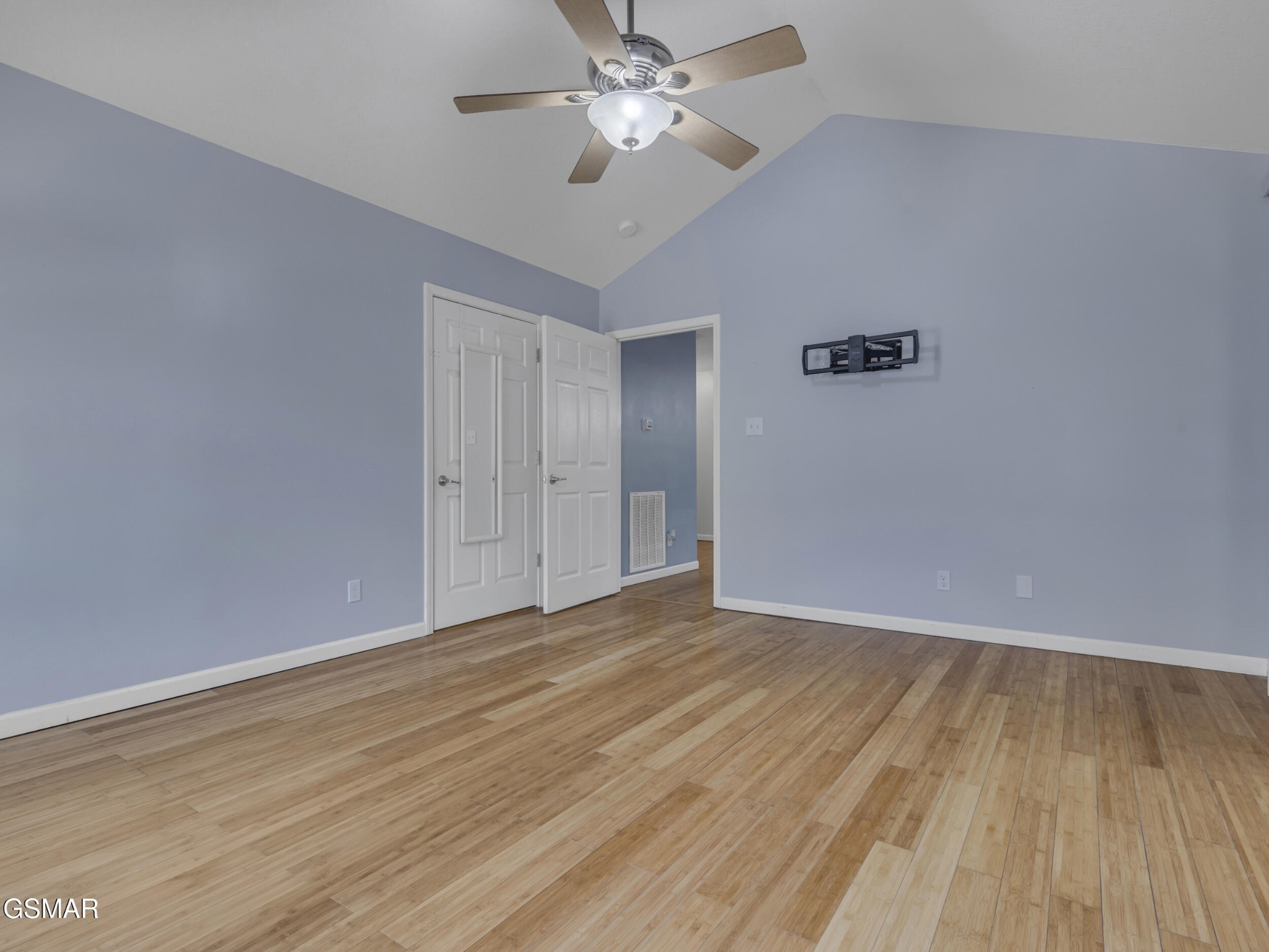 413 Glenns Lea