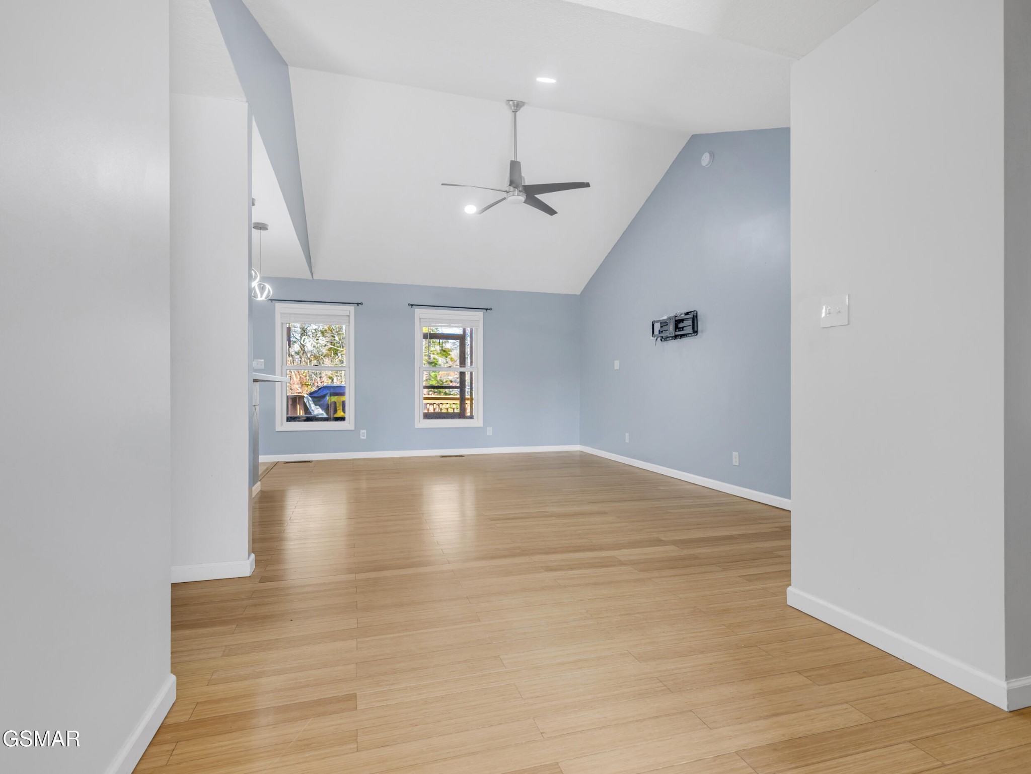 413 Glenns Lea