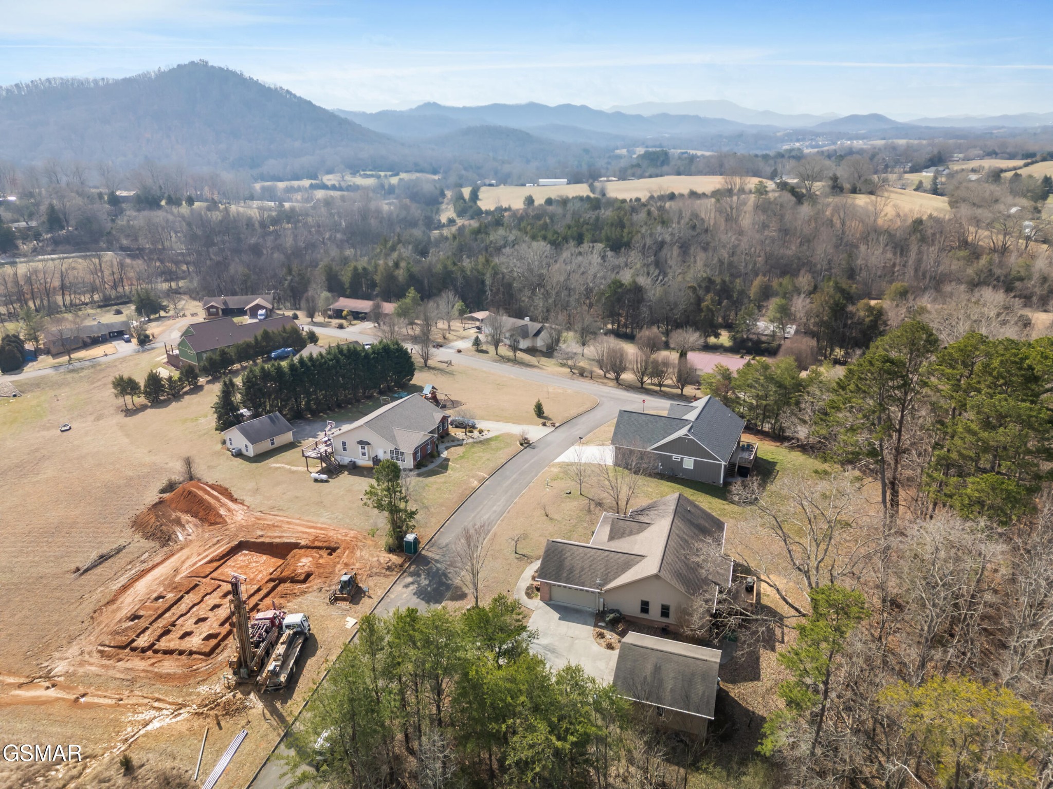 413 Glenns Lea