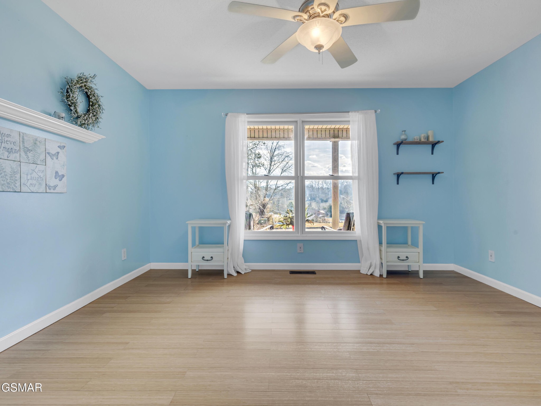 413 Glenns Lea
