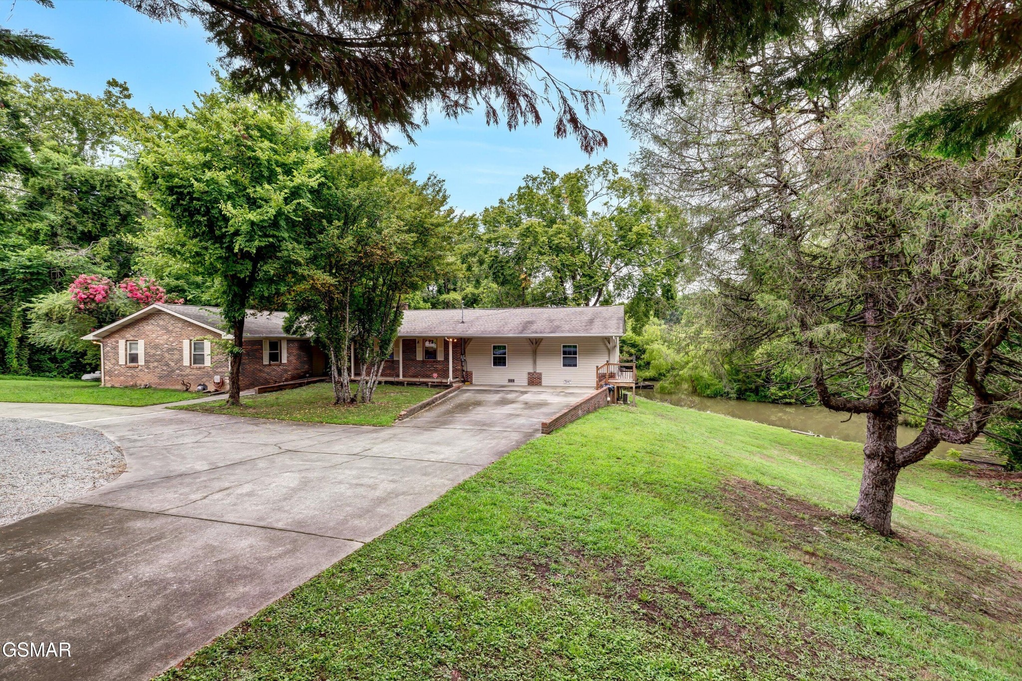 4452 Miser Station Road