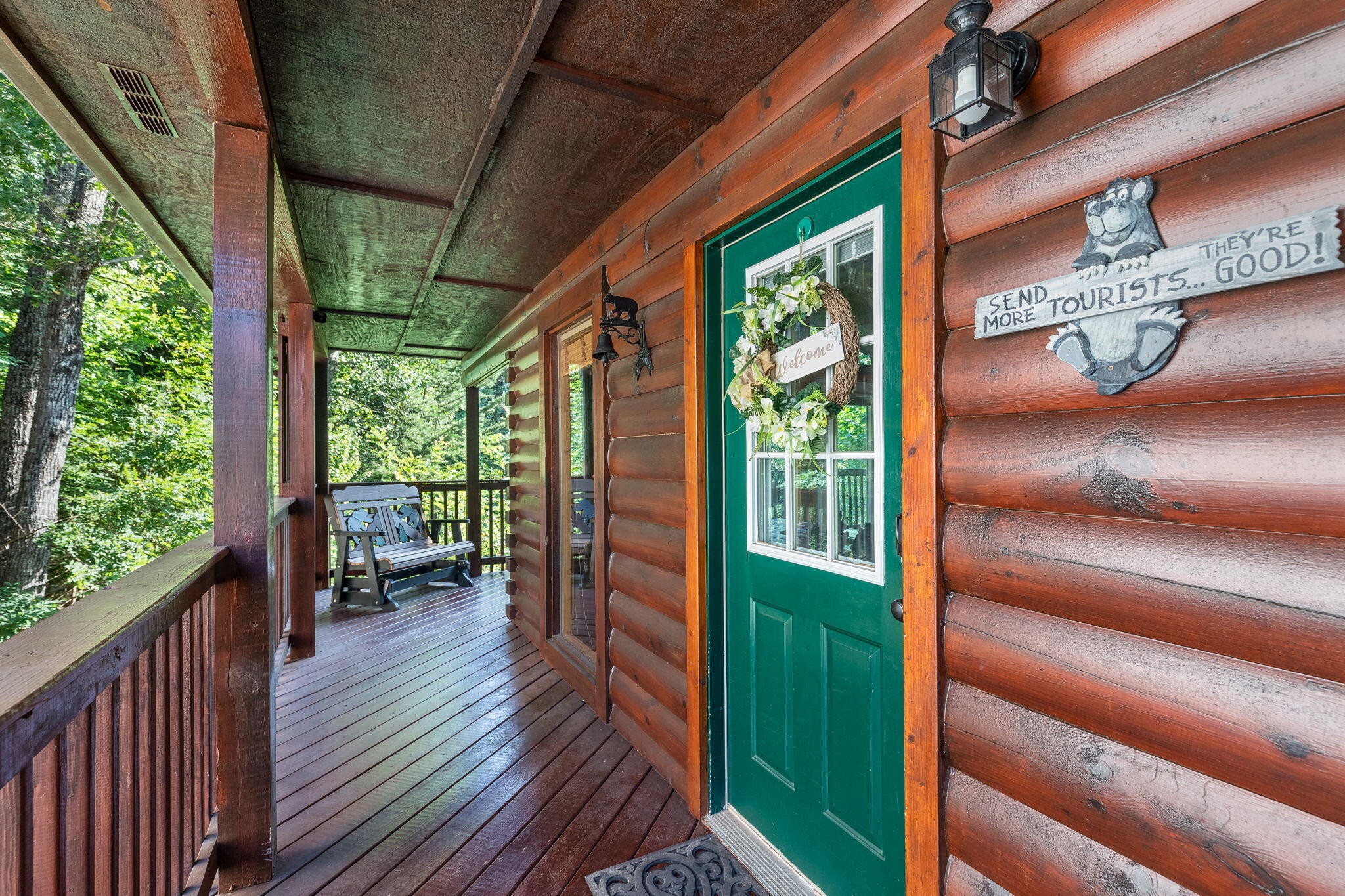 1536 Bears Den Way