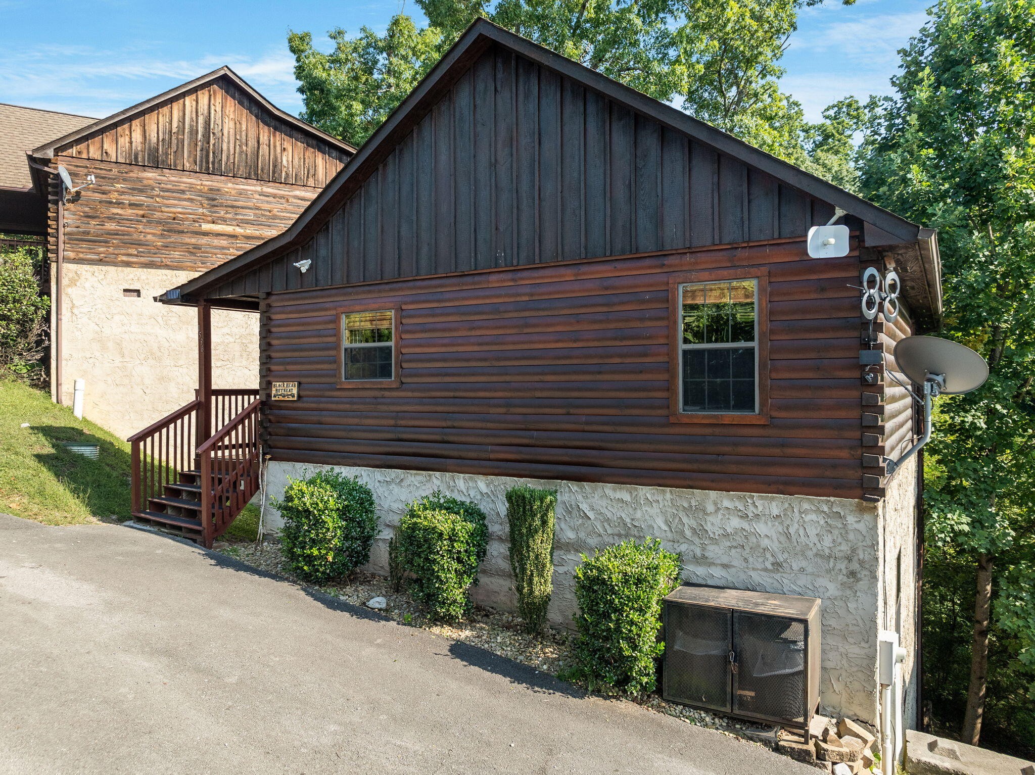 1536 Bears Den Way