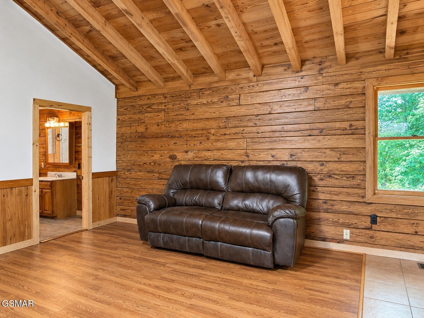 874878 Boone Acres Lane