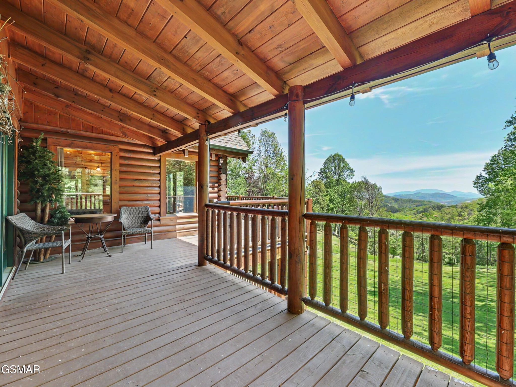 2414 Walnut Cove Way