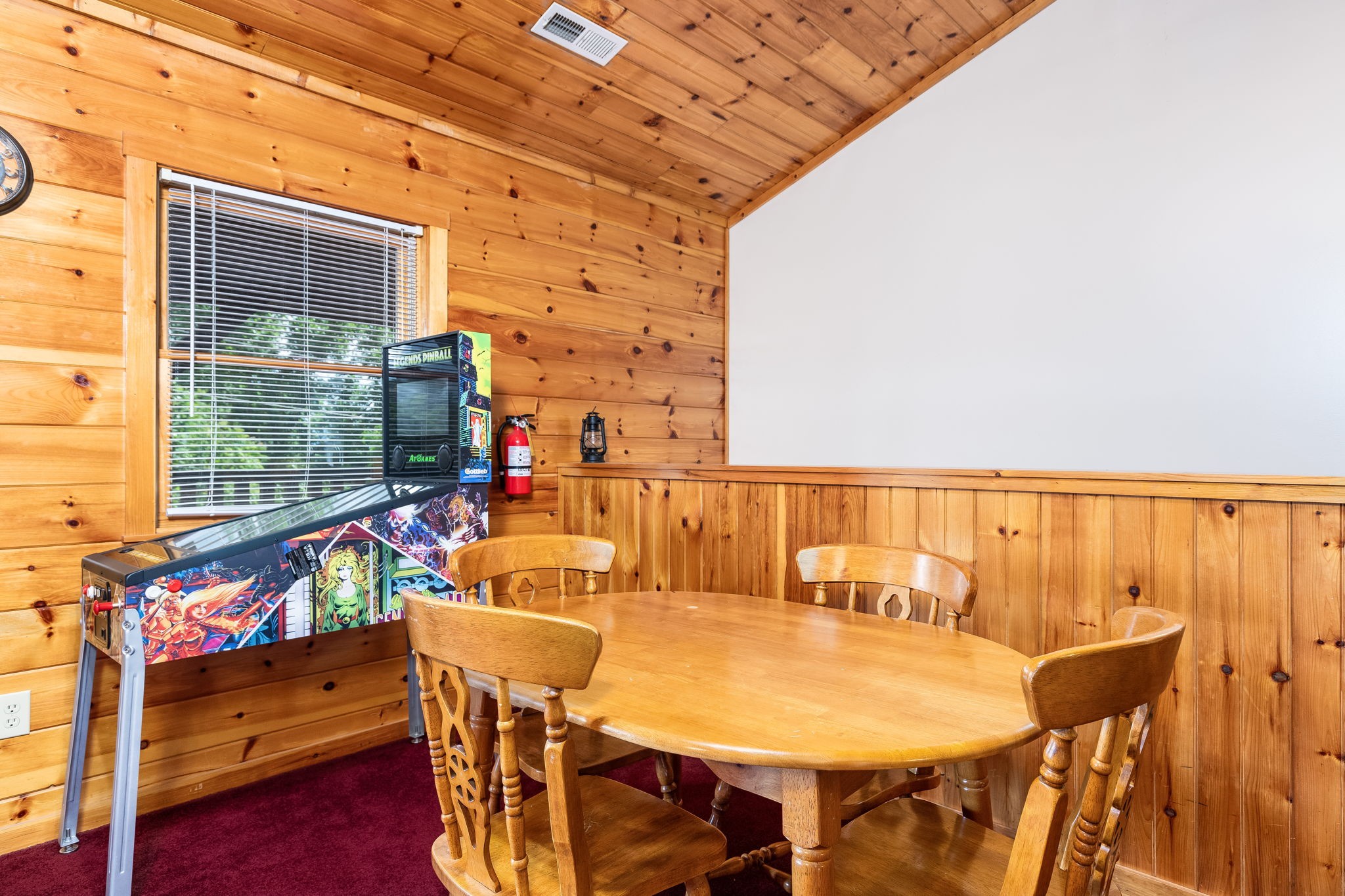 2039 Oakmont Drive