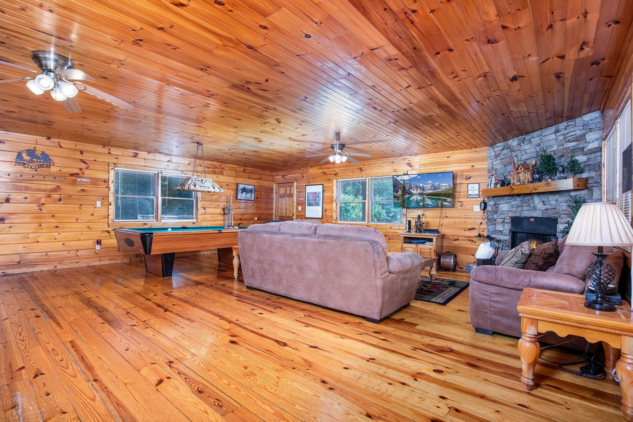 2039 Oakmont Drive