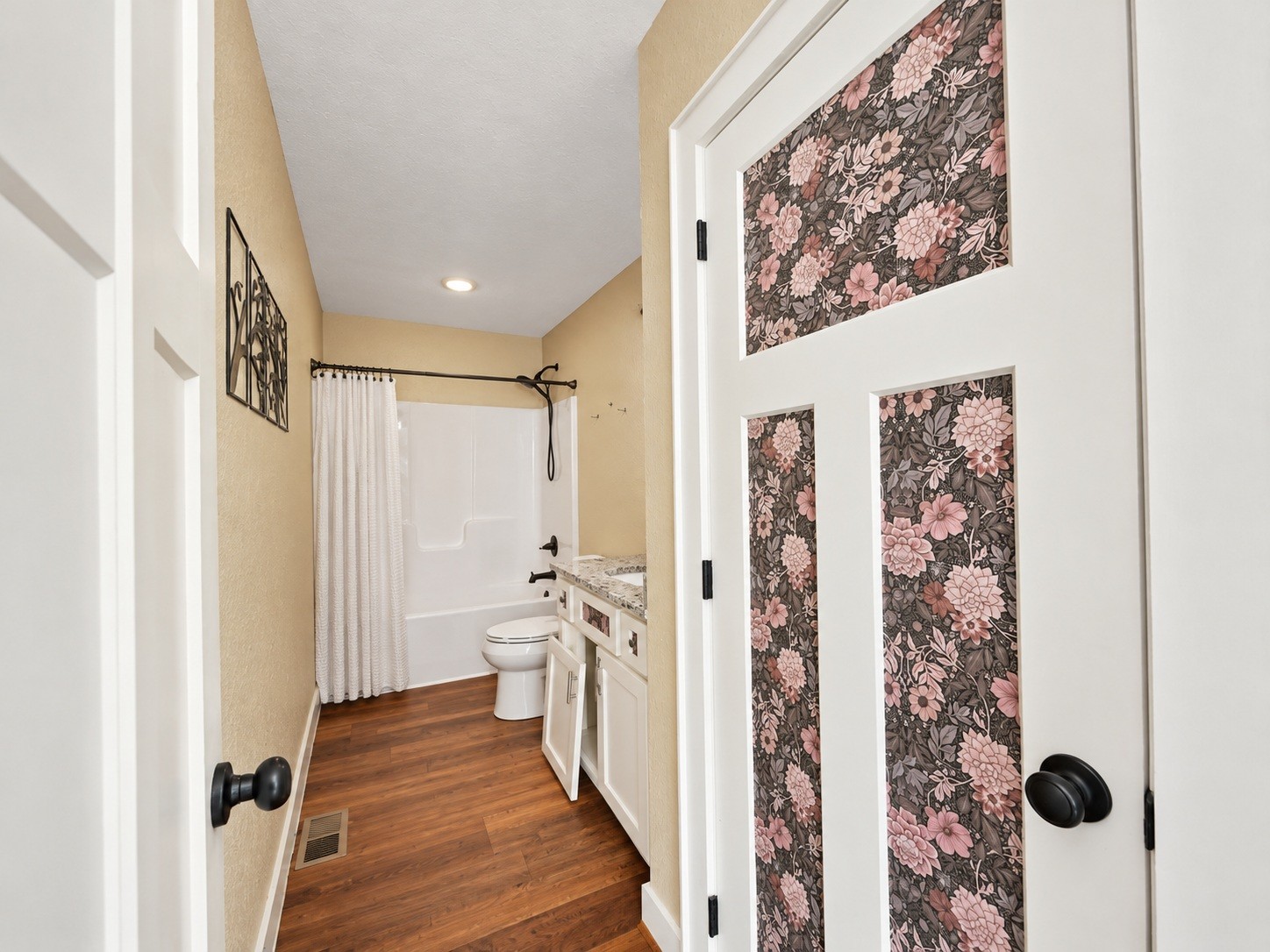 1210 Emerald Waters Dr