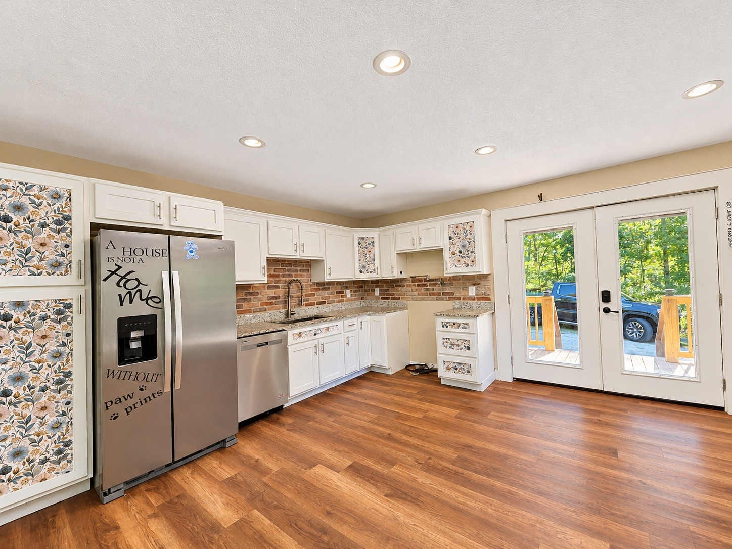 1210 Emerald Waters Dr