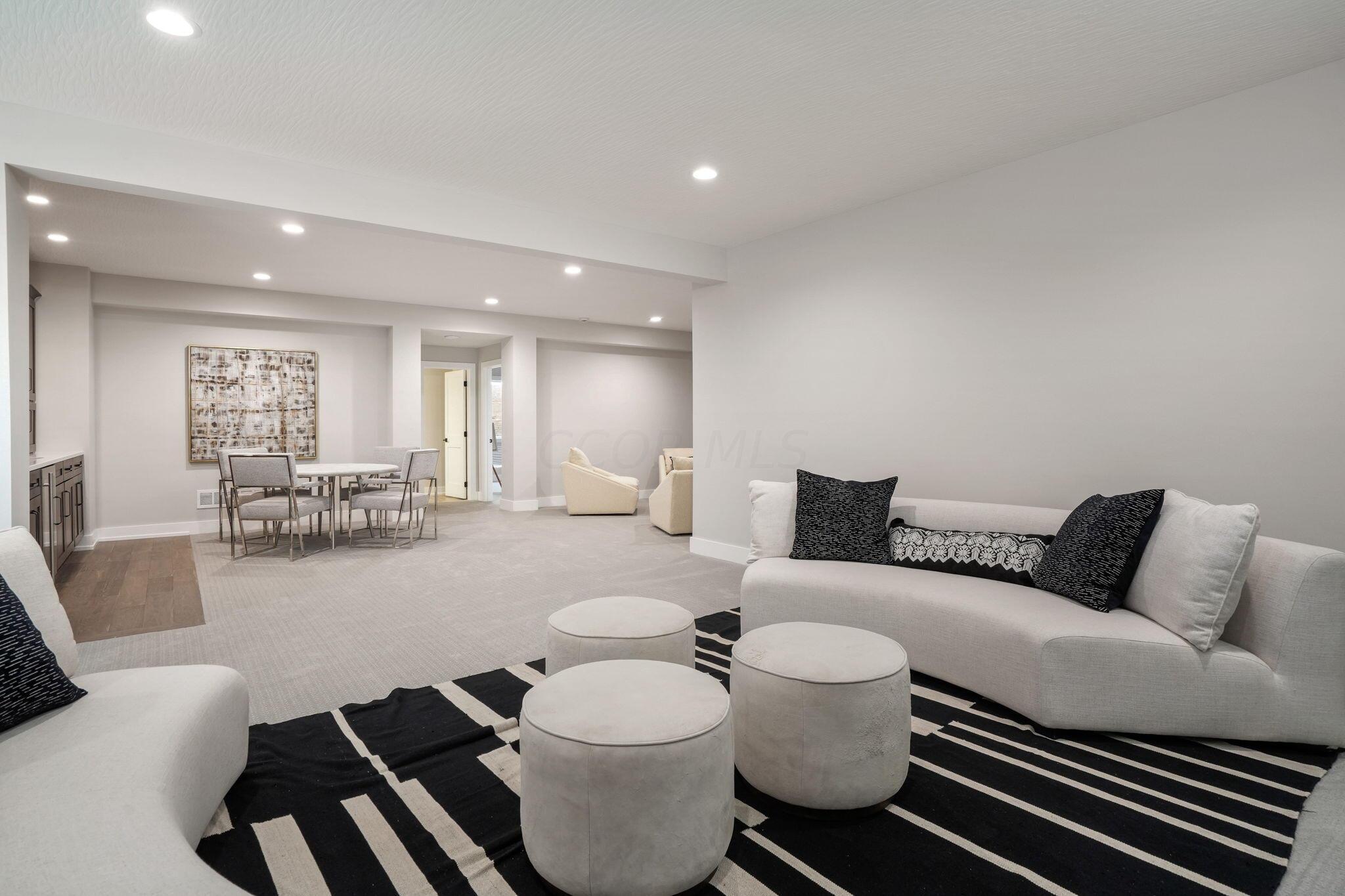 3248 Wolf Ridge Drive