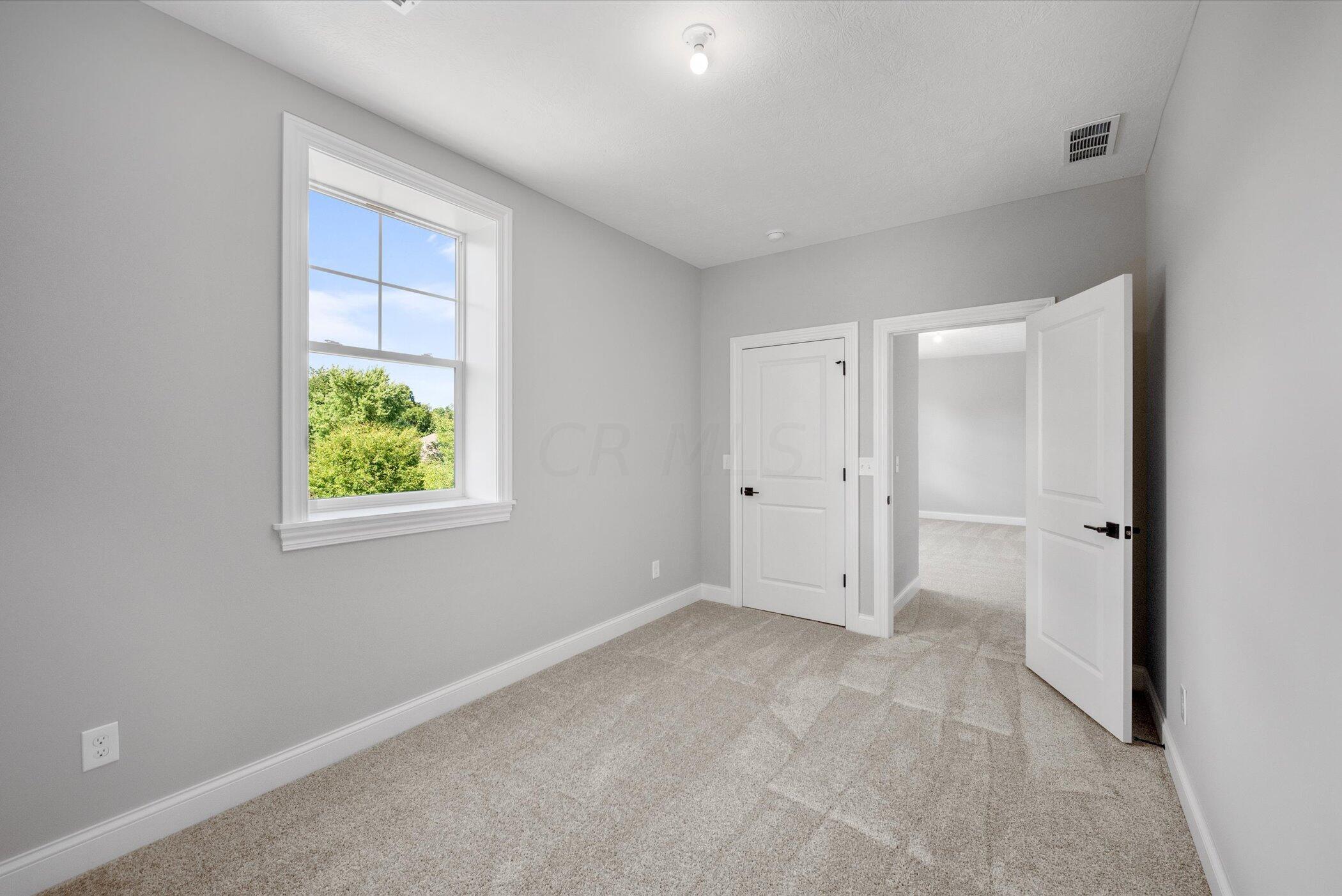10337 Sawmill Road