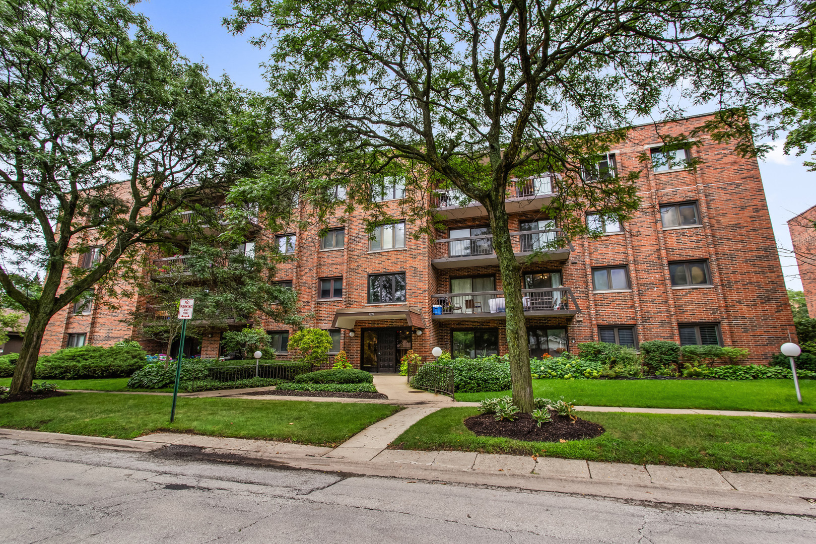 9221 Drake Avenue Unit: 203