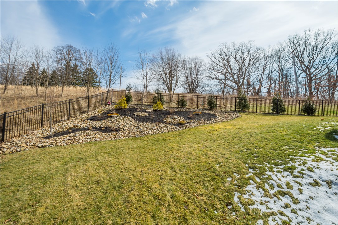 998 WINDANCE DR