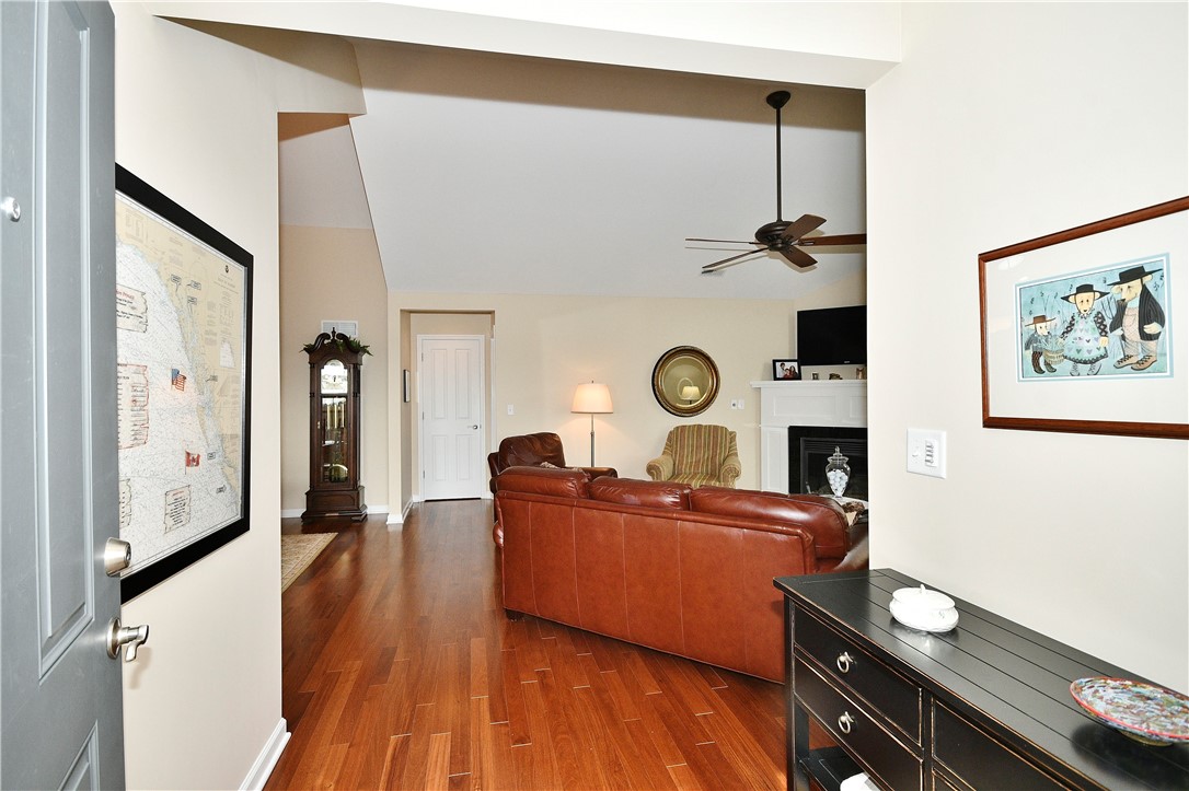 412 PINE BROOK CT