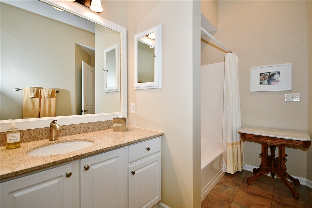 412 PINE BROOK CT