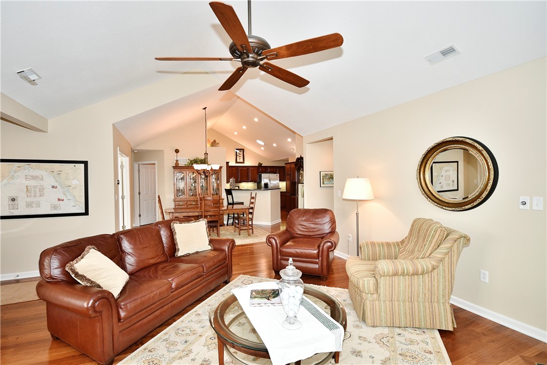 412 PINE BROOK CT