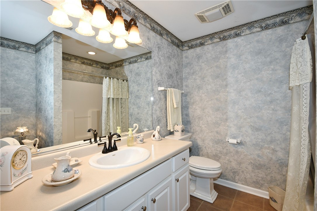 414 PINE BROOK CT